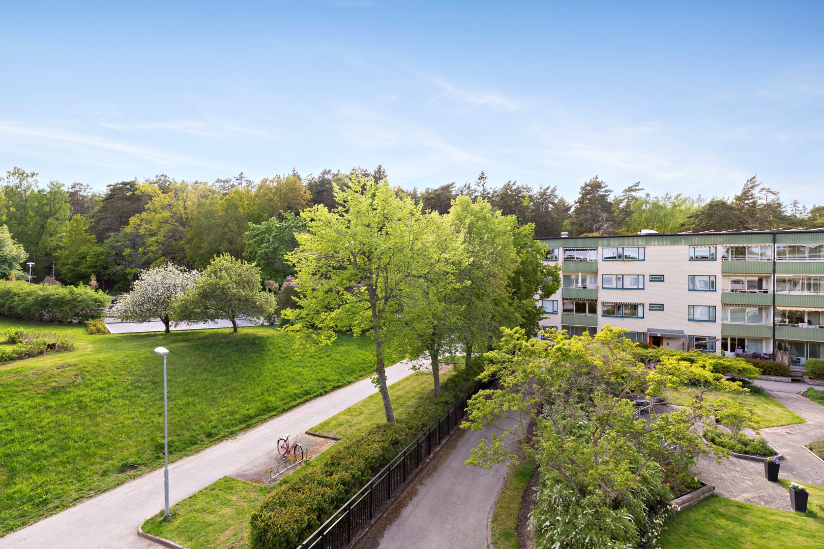 Bostadsbild från Vinterbrinksvägen 49, 2tr, Såld i Igelbodaplatån - Saltsjöbaden, Nacka