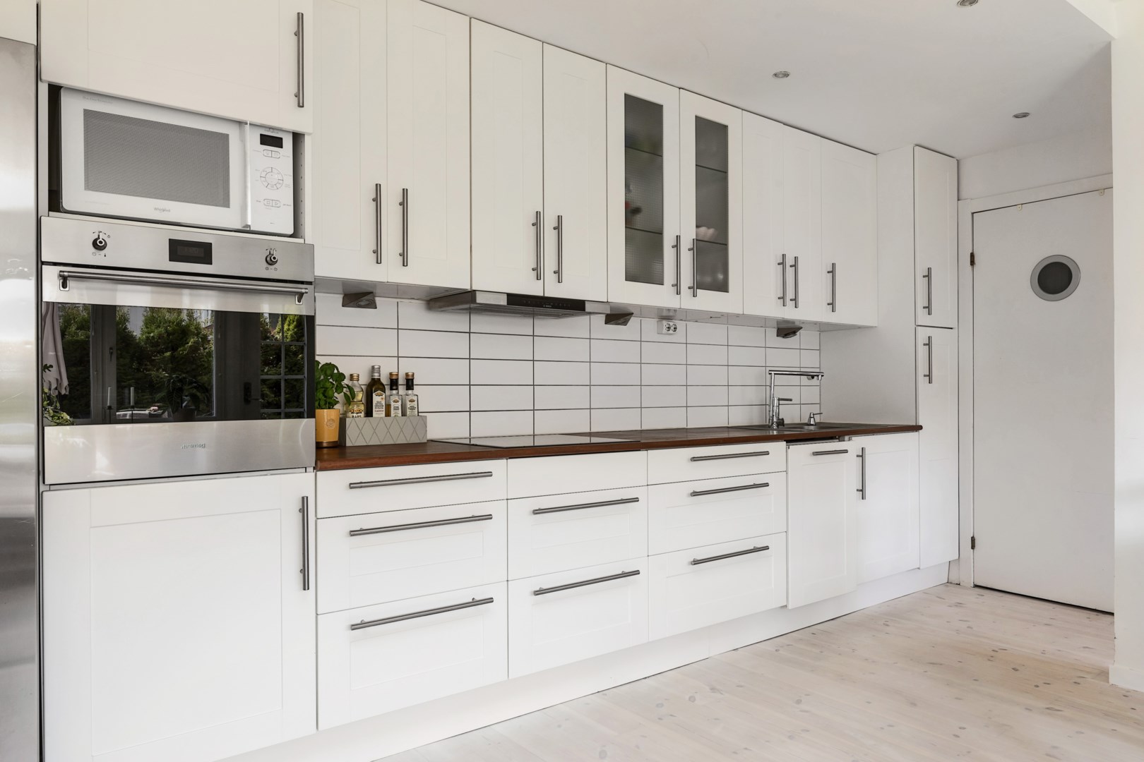 Bostadsbild från Ljuskärrsvägen 24, Såld i Ljuskärrsberget - Saltsjöbaden, Nacka