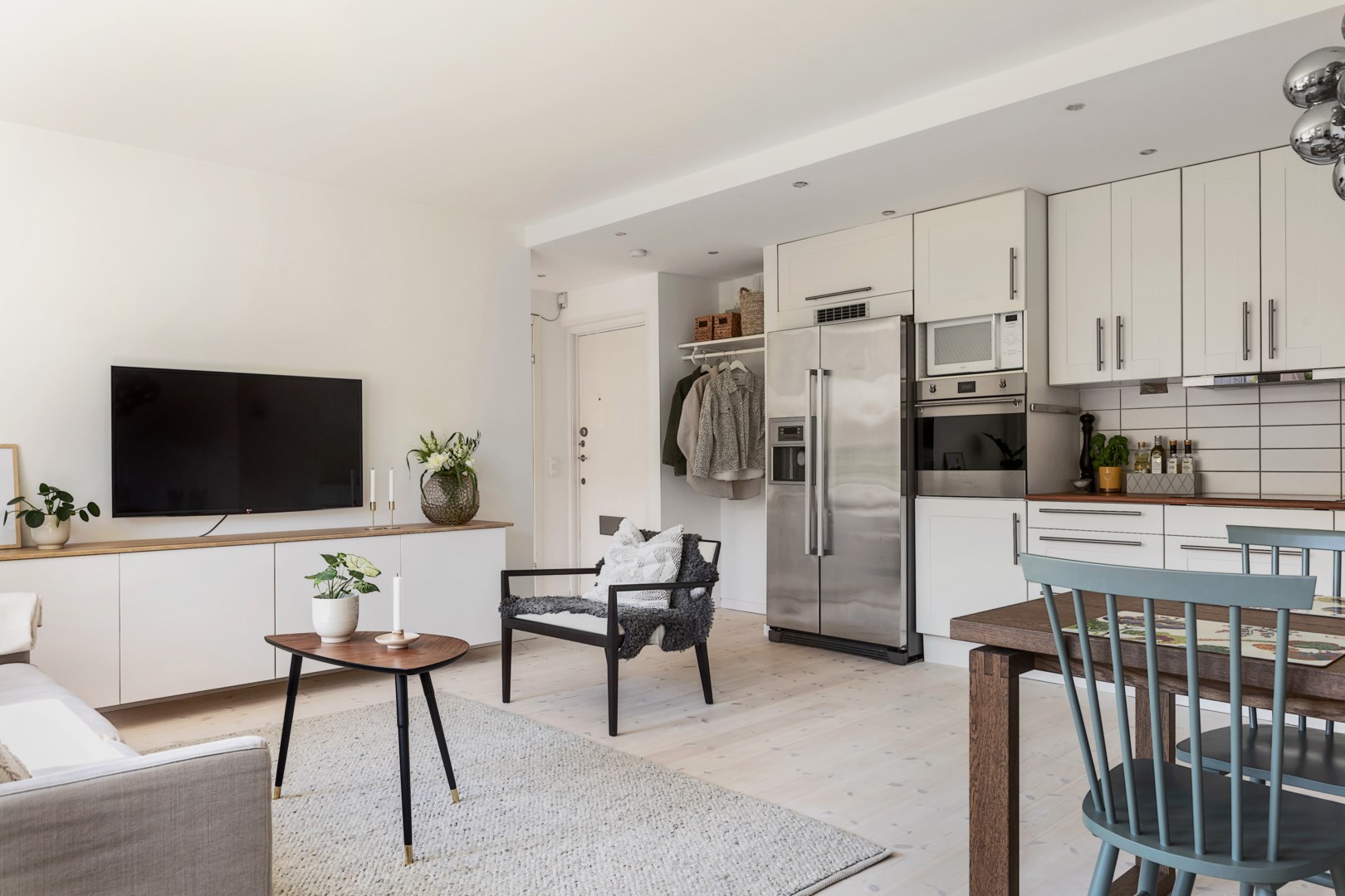 Bostadsbild från Ljuskärrsvägen 24, Såld i Ljuskärrsberget - Saltsjöbaden, Nacka