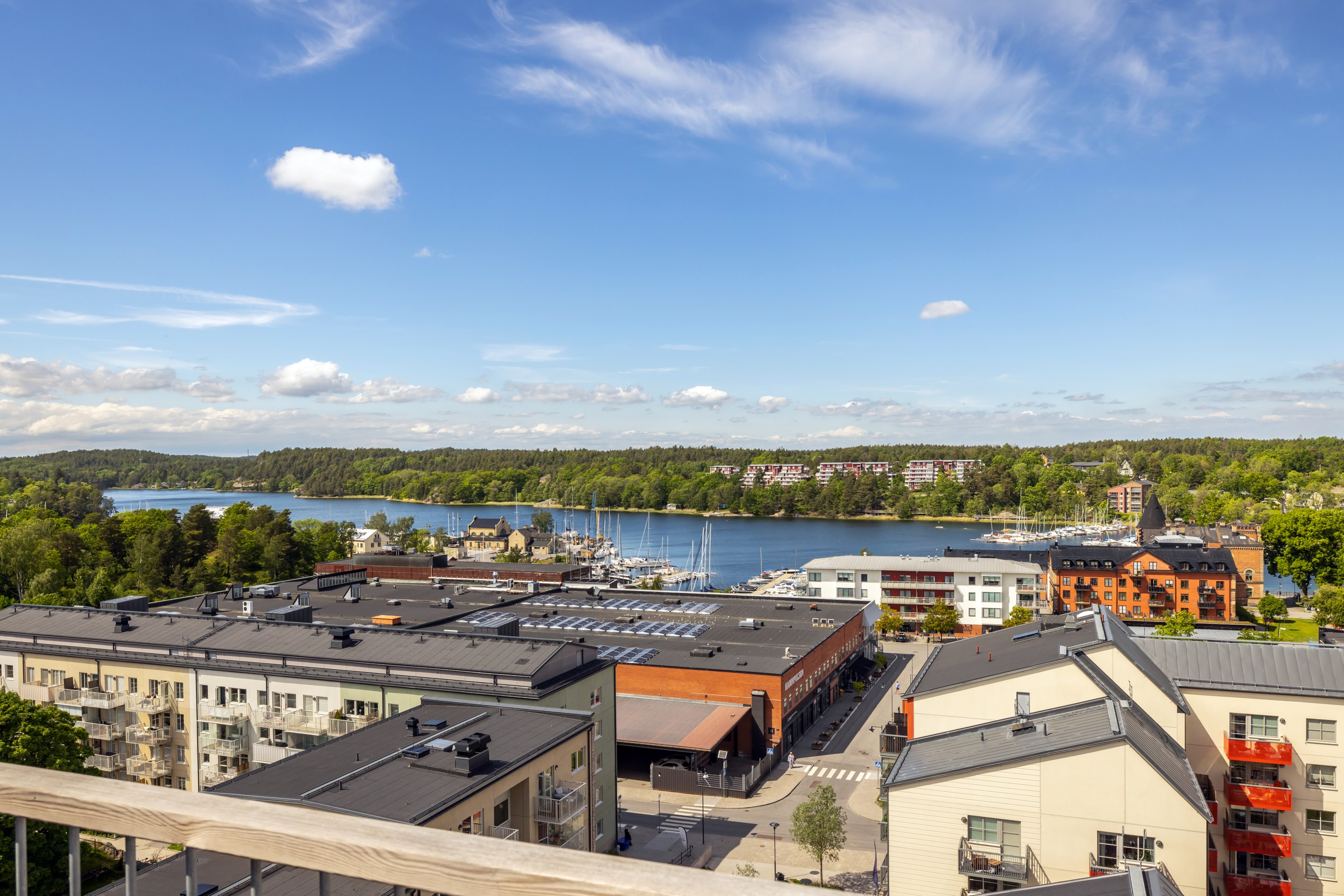 Bostadsbild från Stig Lindbergs Gata 21, Såld i Porslinskvarteren, Värmdö
