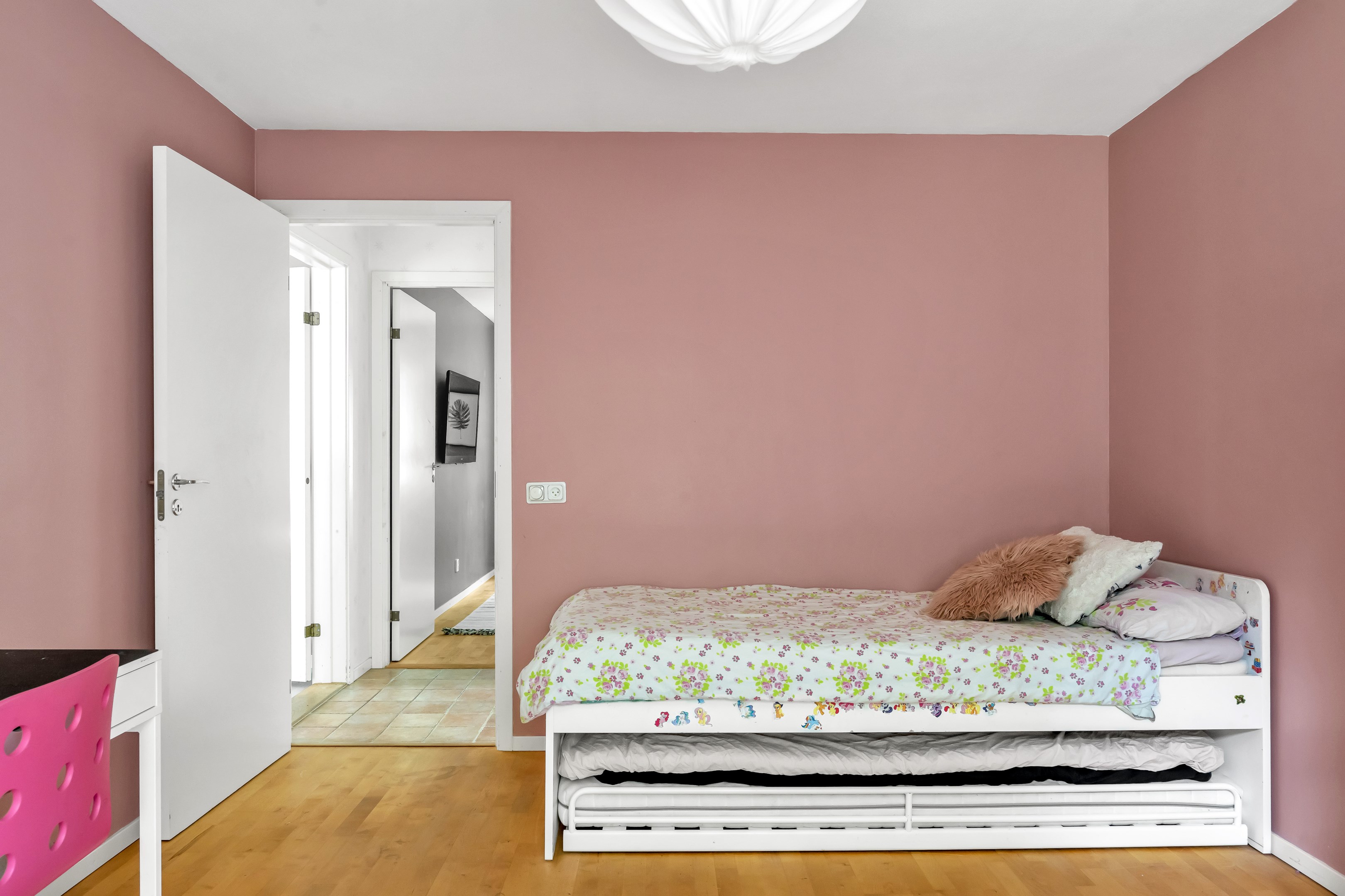 Bostadsbild från Tryffelvägen 40, Såld i Norby, Uppsala