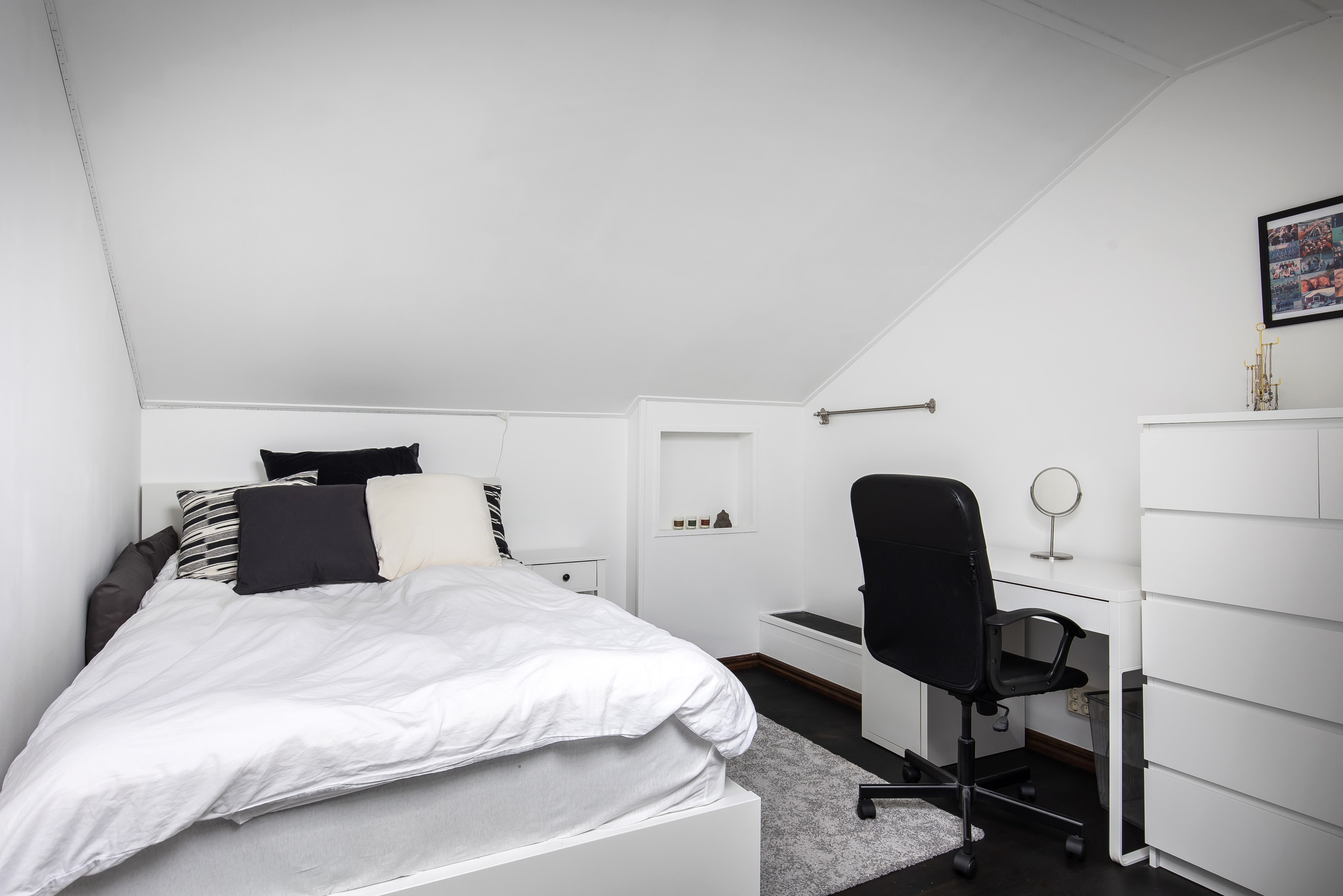 Bostadsbild från Norrholmsvägen 254, Såld i Östra Orminge, Nacka