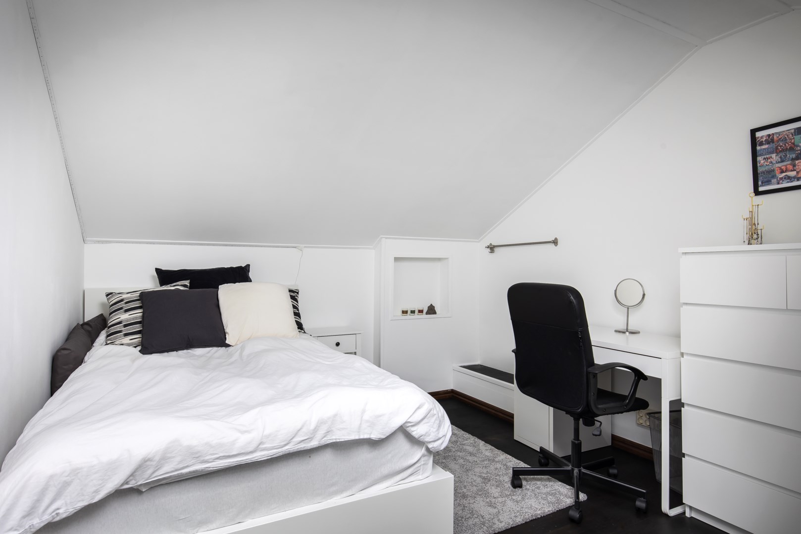 Bostadsbild från Norrholmsvägen 254, Såld i Östra Orminge, Nacka