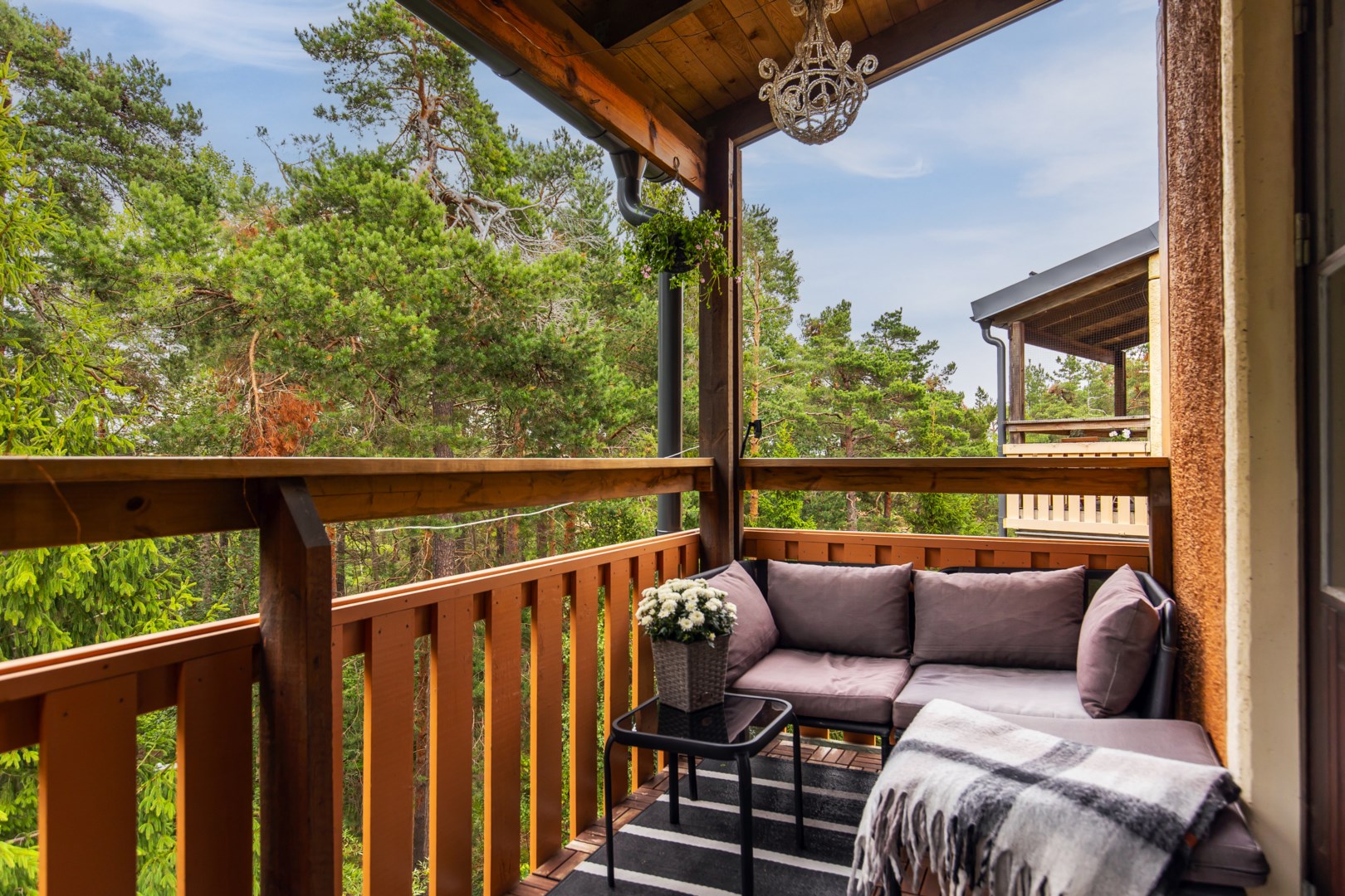 Bostadsbild från Norrholmsvägen 254, Såld i Östra Orminge, Nacka