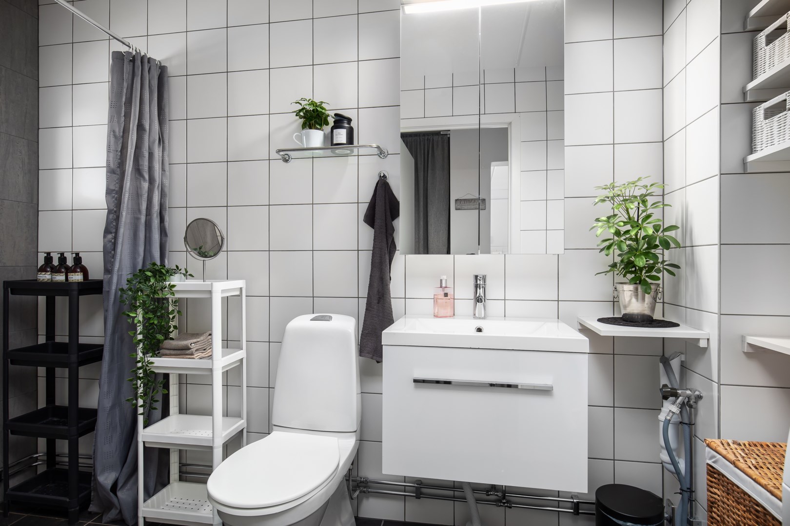 Bostadsbild från Norrholmsvägen 254, Såld i Östra Orminge, Nacka