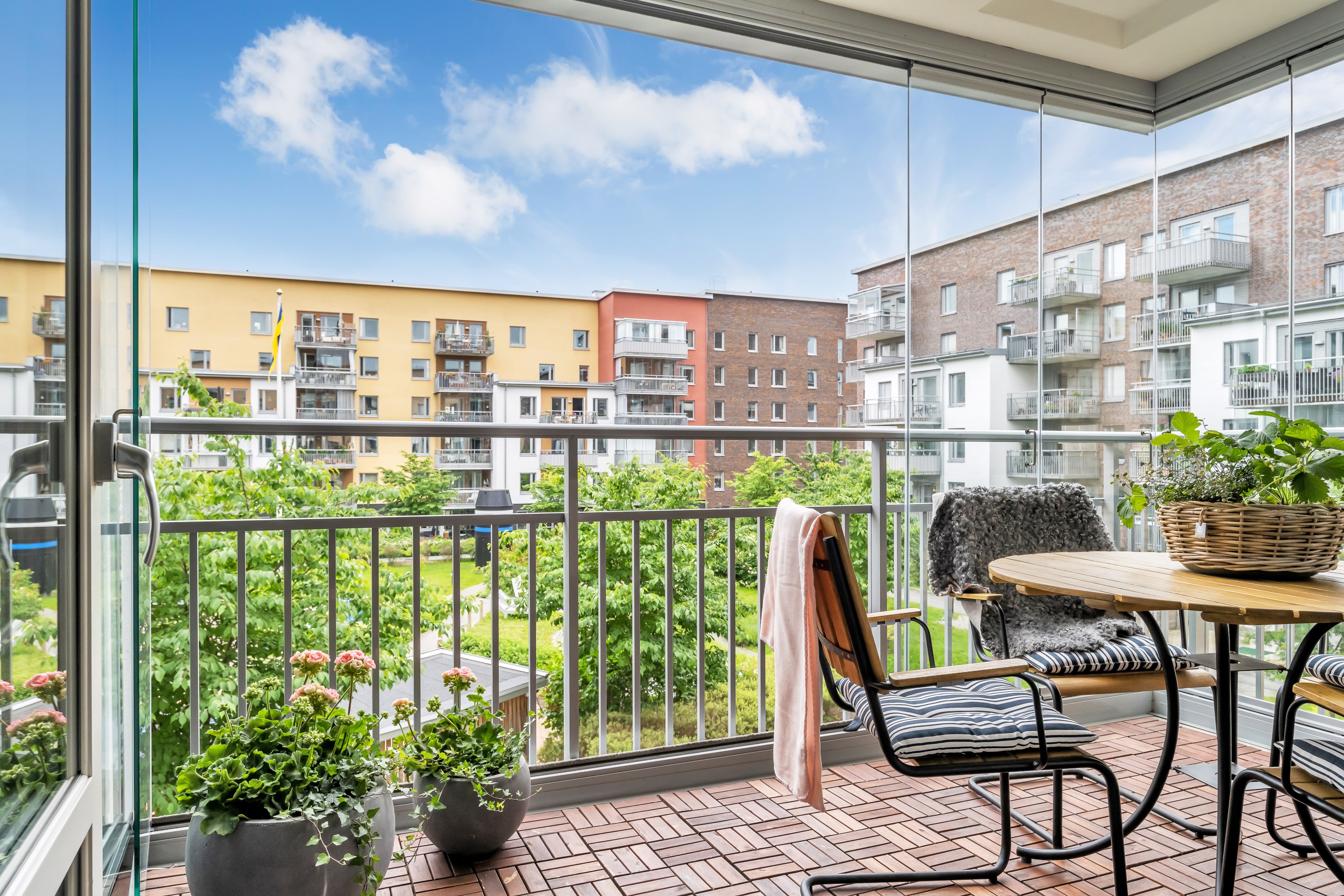 Bostadsbild från Tullgarnsgatan 12, Såld i Kungsängen, Uppsala