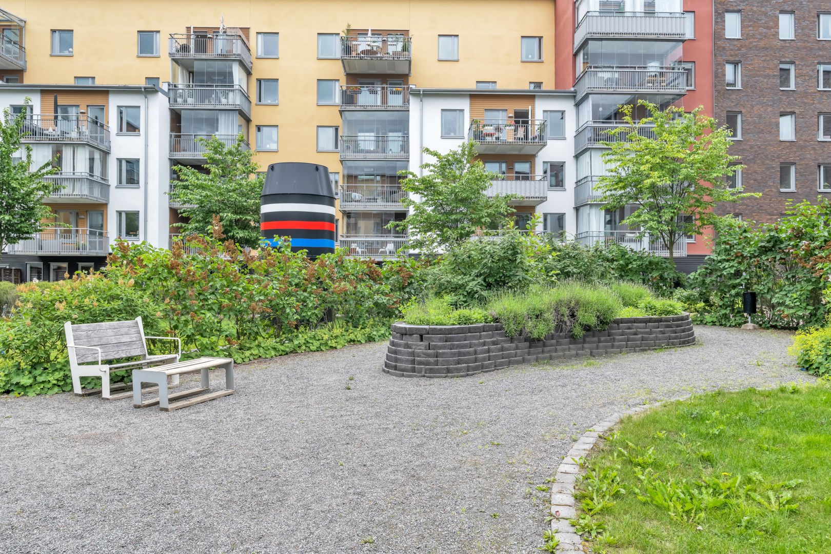 Bostadsbild från Tullgarnsgatan 12, Såld i Kungsängen, Uppsala