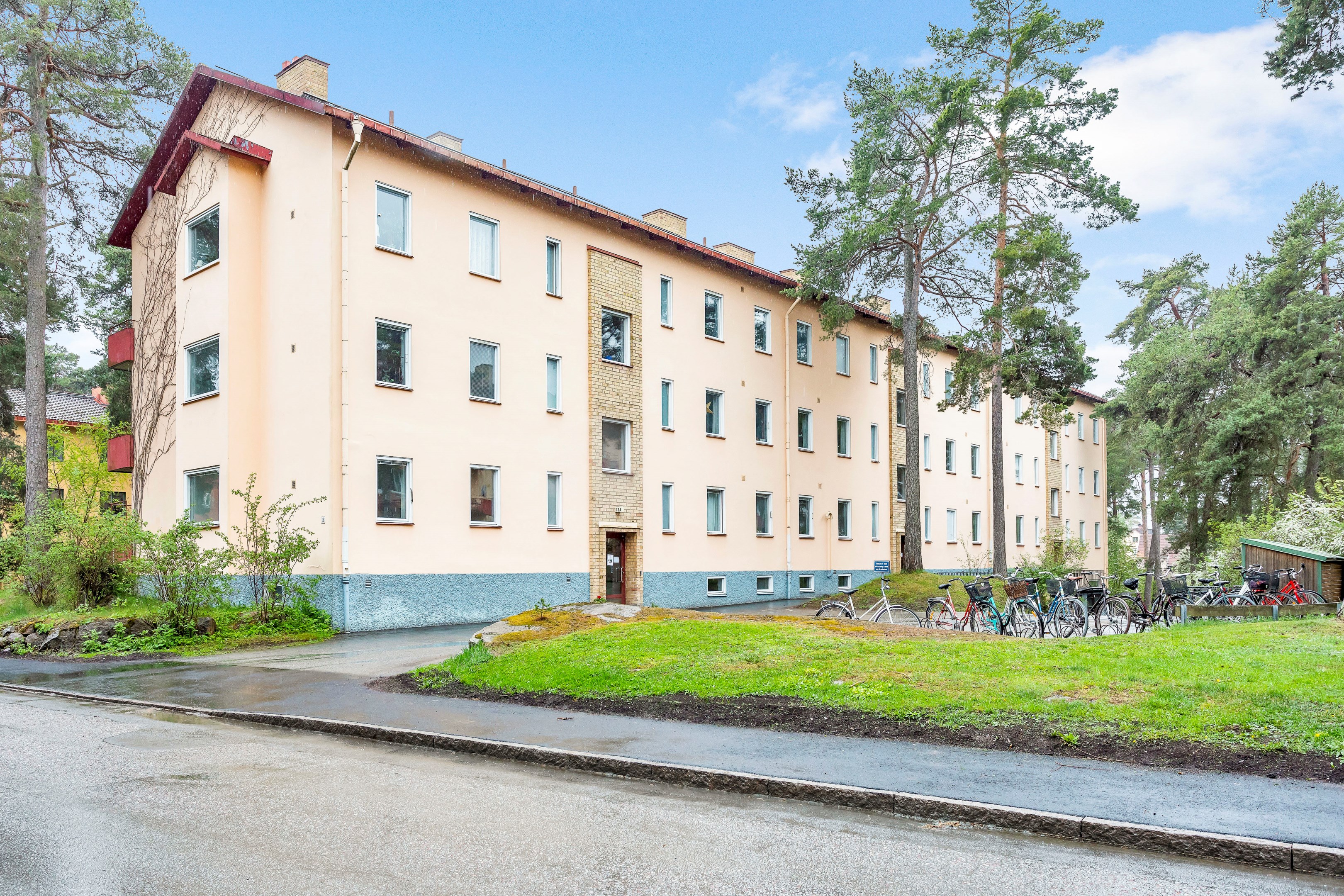Bostadsbild från Lindsbergsgatan 13 B, Såld i Sommarro, Uppsala