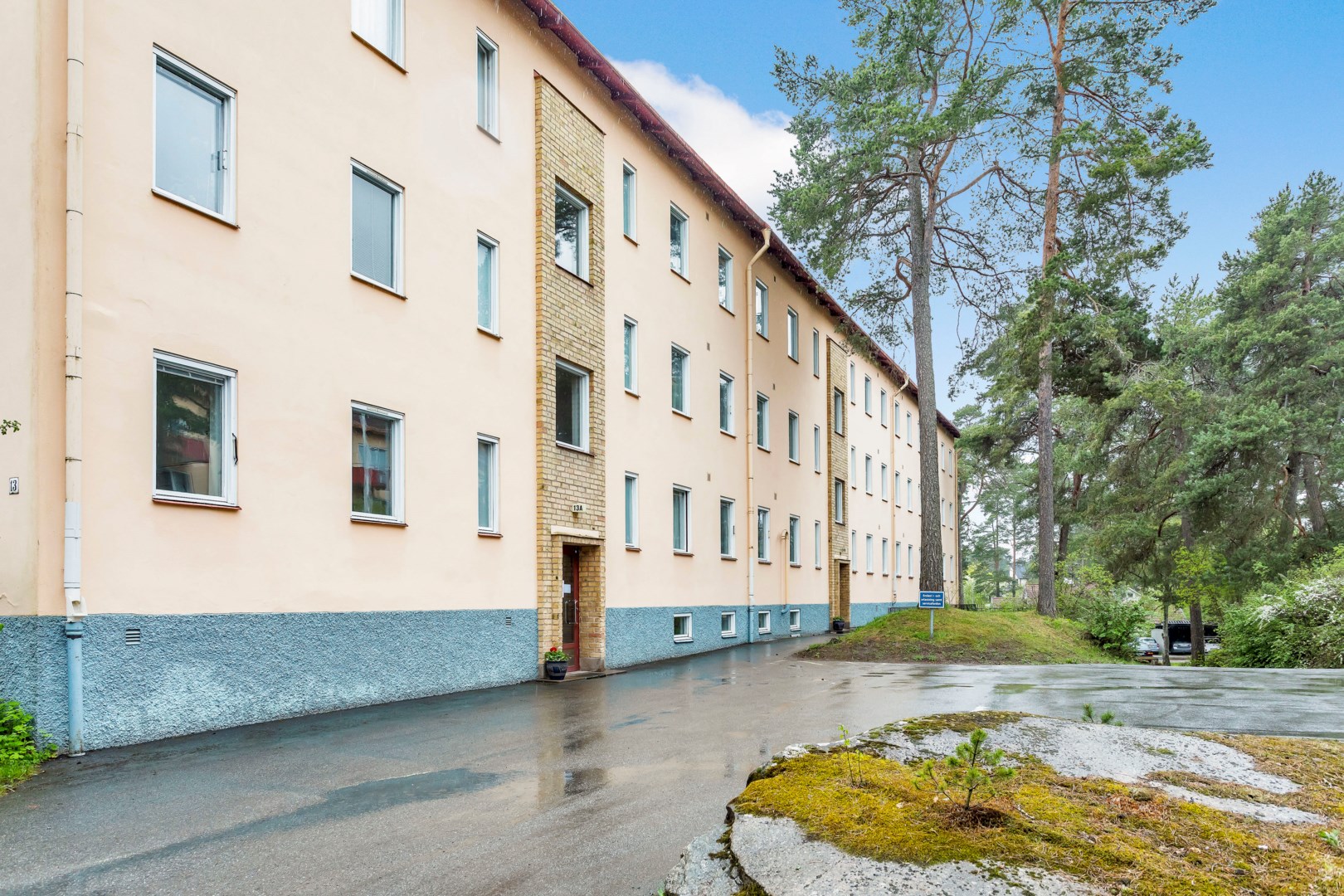 Bostadsbild från Lindsbergsgatan 13 B, Såld i Sommarro, Uppsala