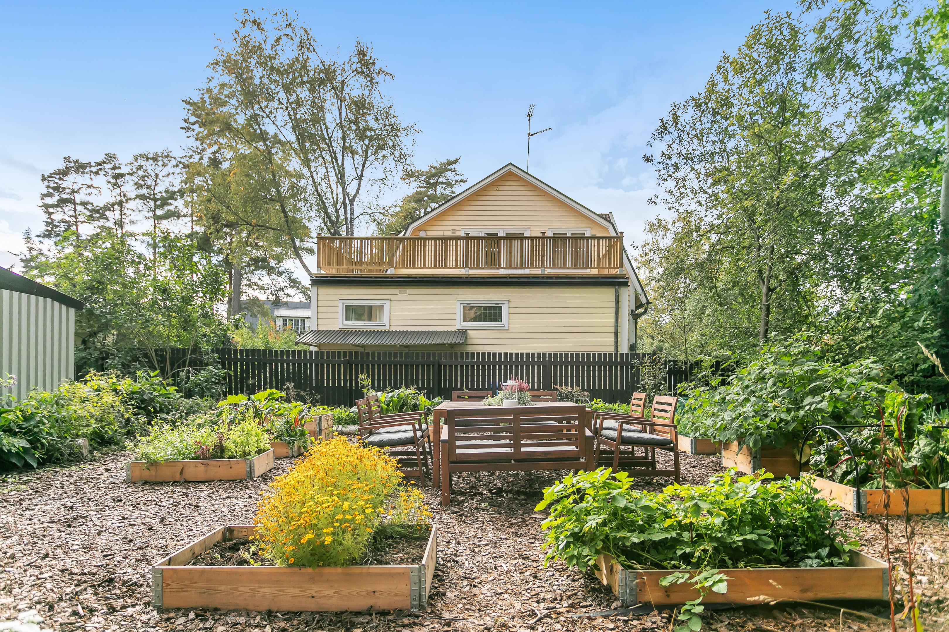 Bostadsbild från Lindsbergsgatan 13 B, Såld i Sommarro, Uppsala