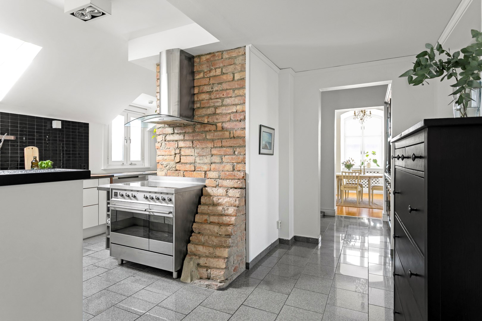 Bostadsbild från Kungsgatan 37 B, Såld i Centrum, Uppsala