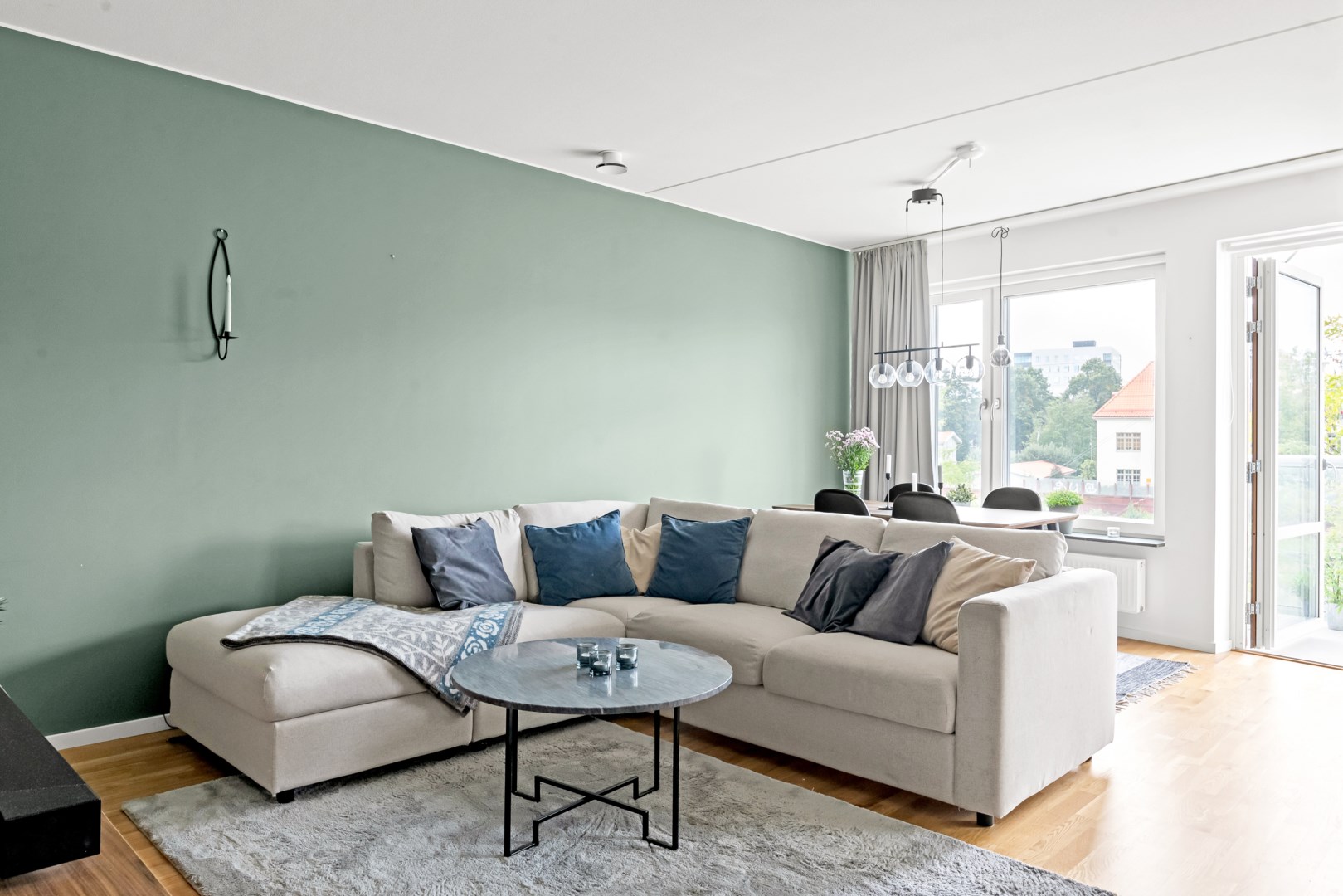 Bostadsbild från Ljusbärargatan 9, Såld i Kapellgärdet, Uppsala