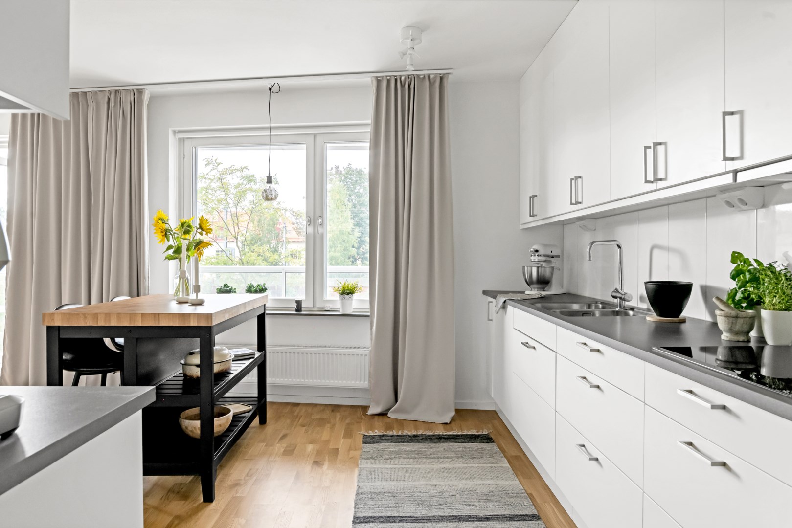 Bostadsbild från Ljusbärargatan 9, Såld i Kapellgärdet, Uppsala