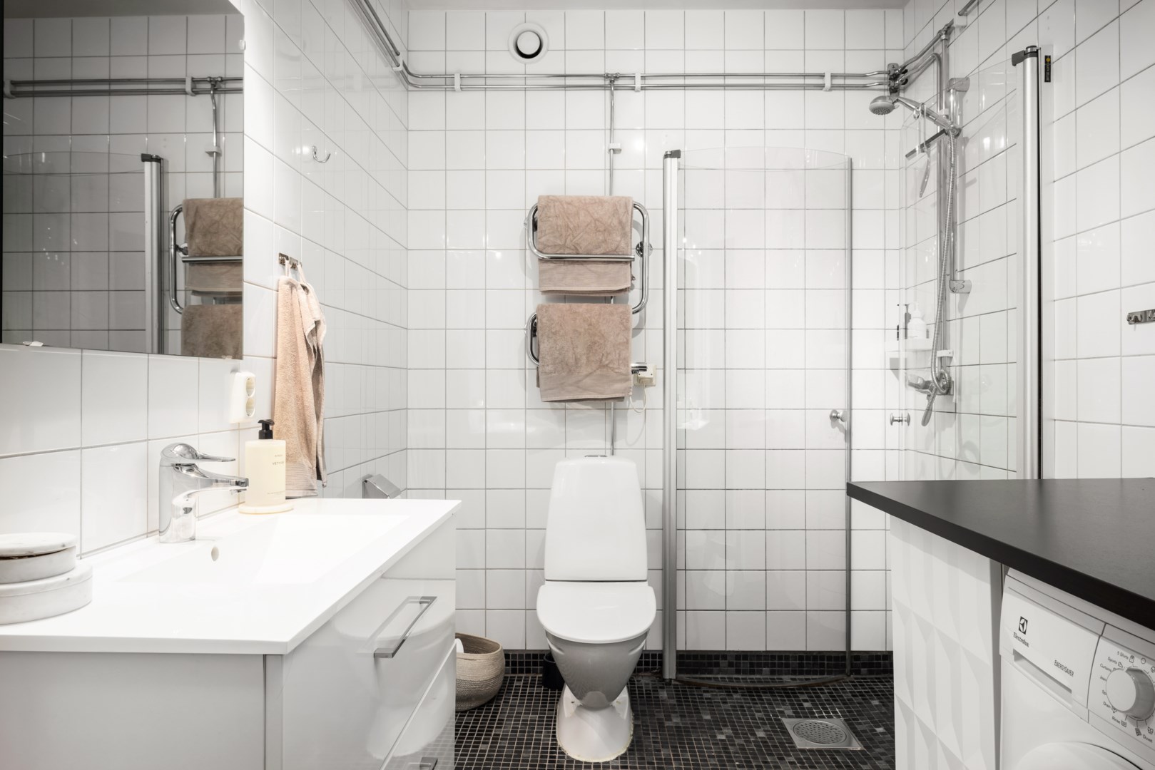 Bostadsbild från Garverigränd 15, 2 tr, Såld i Järla sjö, Nacka