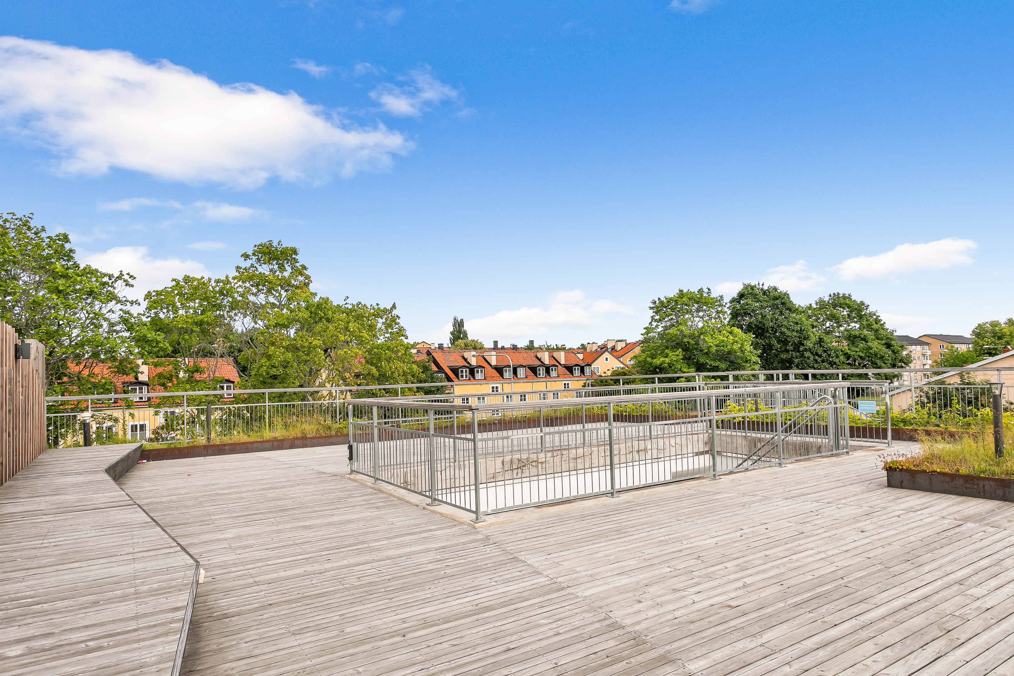 Föreningens gemensamma takterrass.