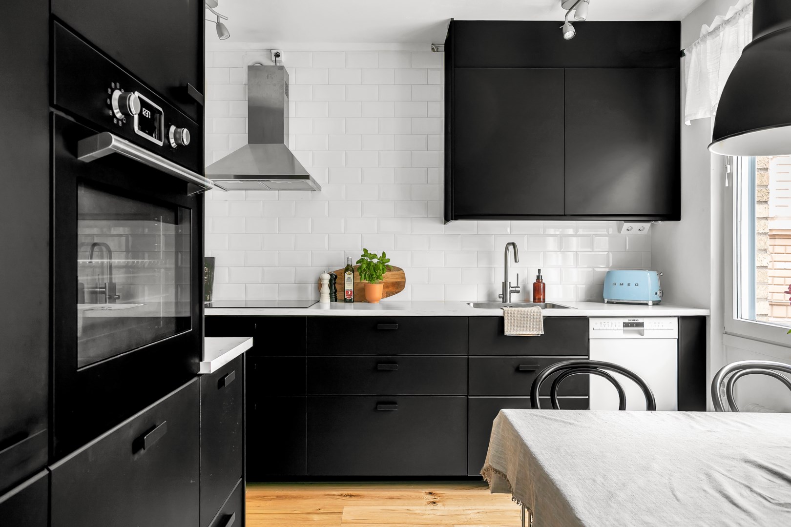 Bostadsbild från Dragarbrunnsgatan 64, Såld i Centrum, Uppsala