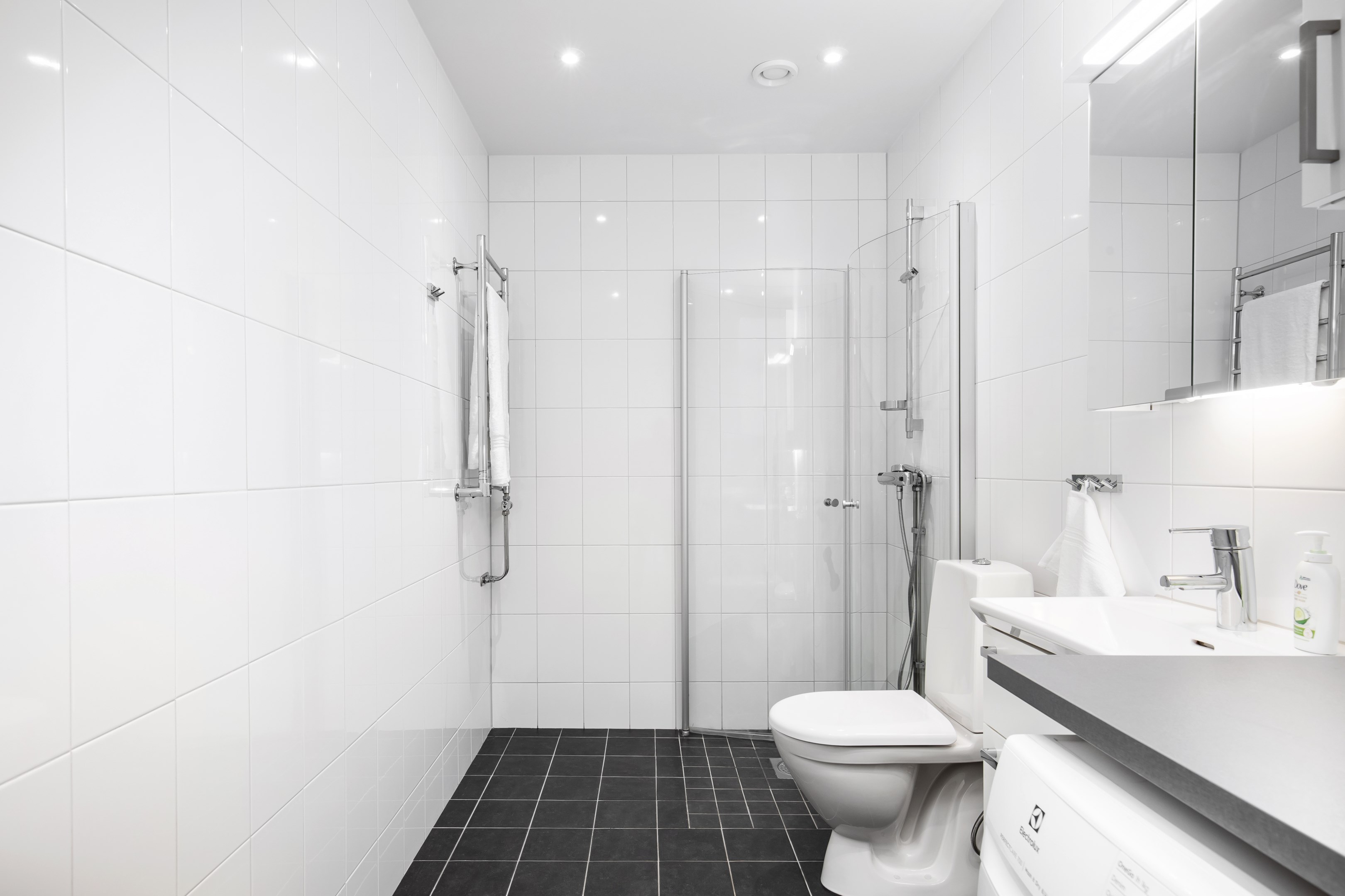 Bostadsbild från Tollareslingan 22, 9 tr, Såld i Tollare, Nacka