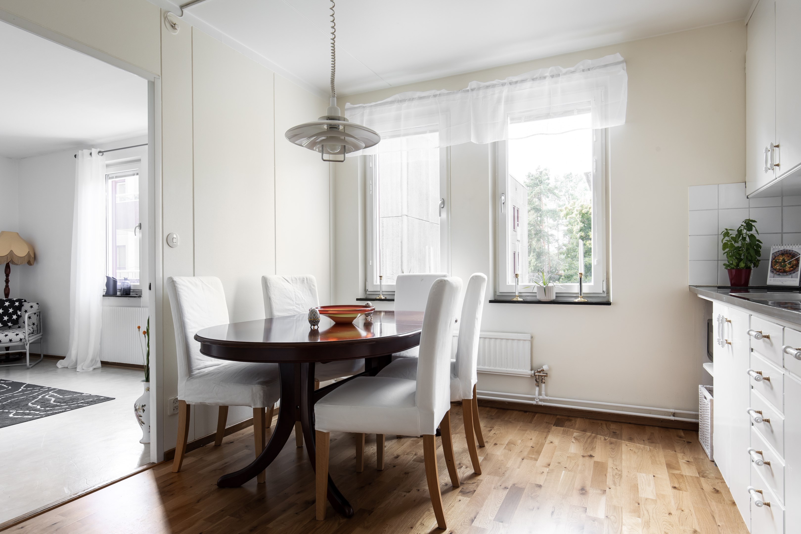 Bostadsbild från Skarpövägen 9, Såld i Västra Orminge, Nacka