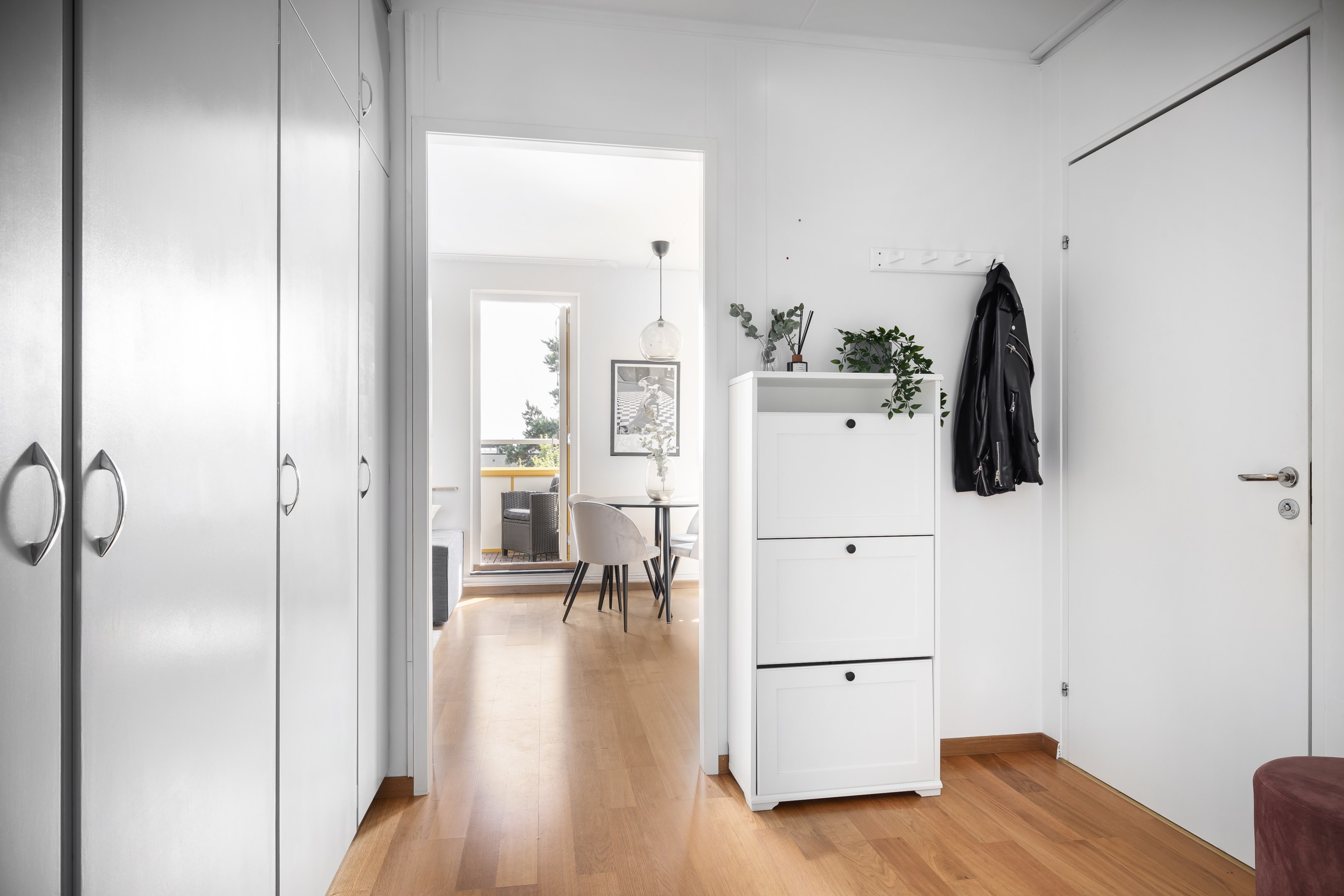 Bostadsbild från Skarpövägen 45, Såld i Västra Orminge, Nacka