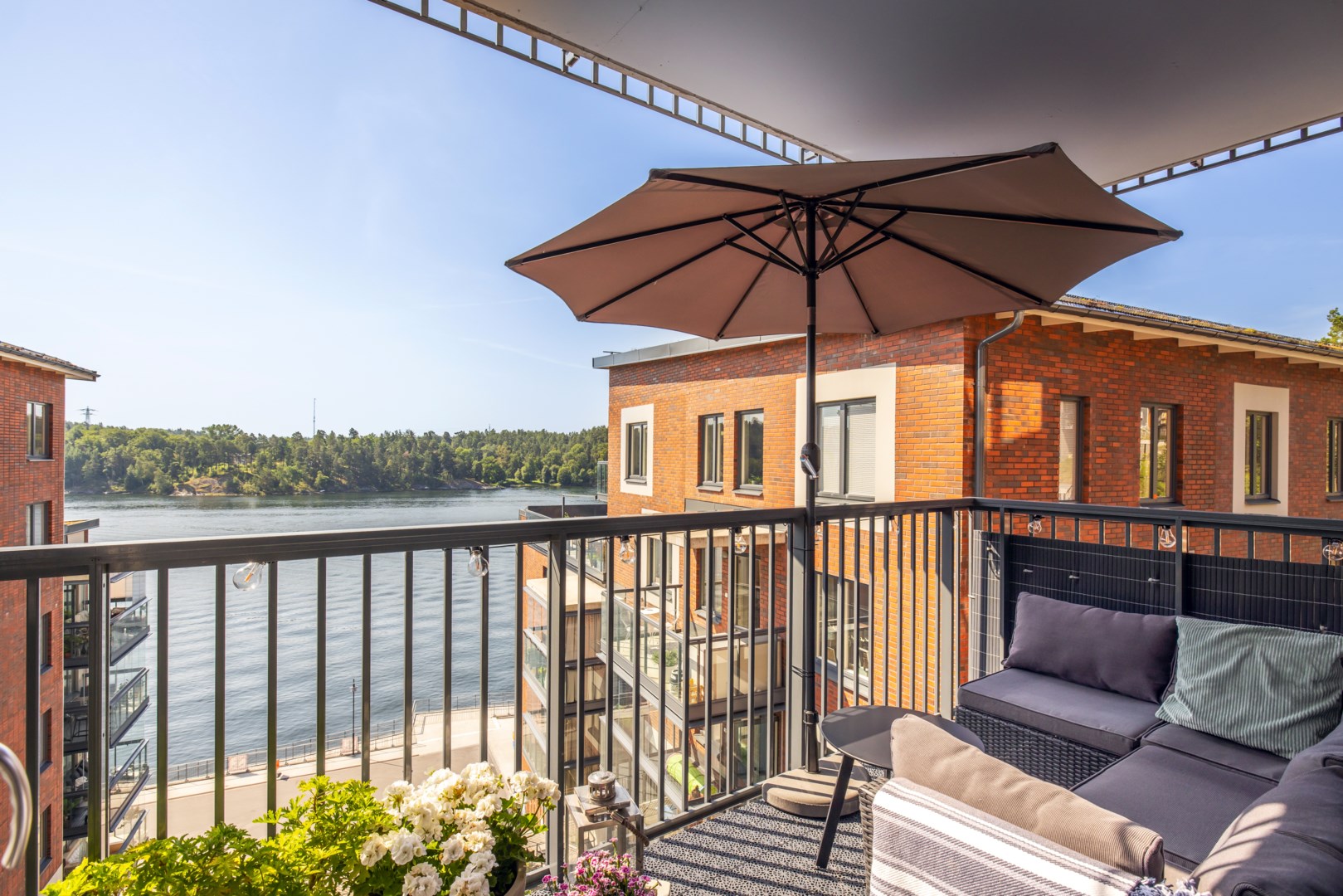 Bostadsbild från Tollareslingan 12, 5 tr, Såld i Tollare, Nacka