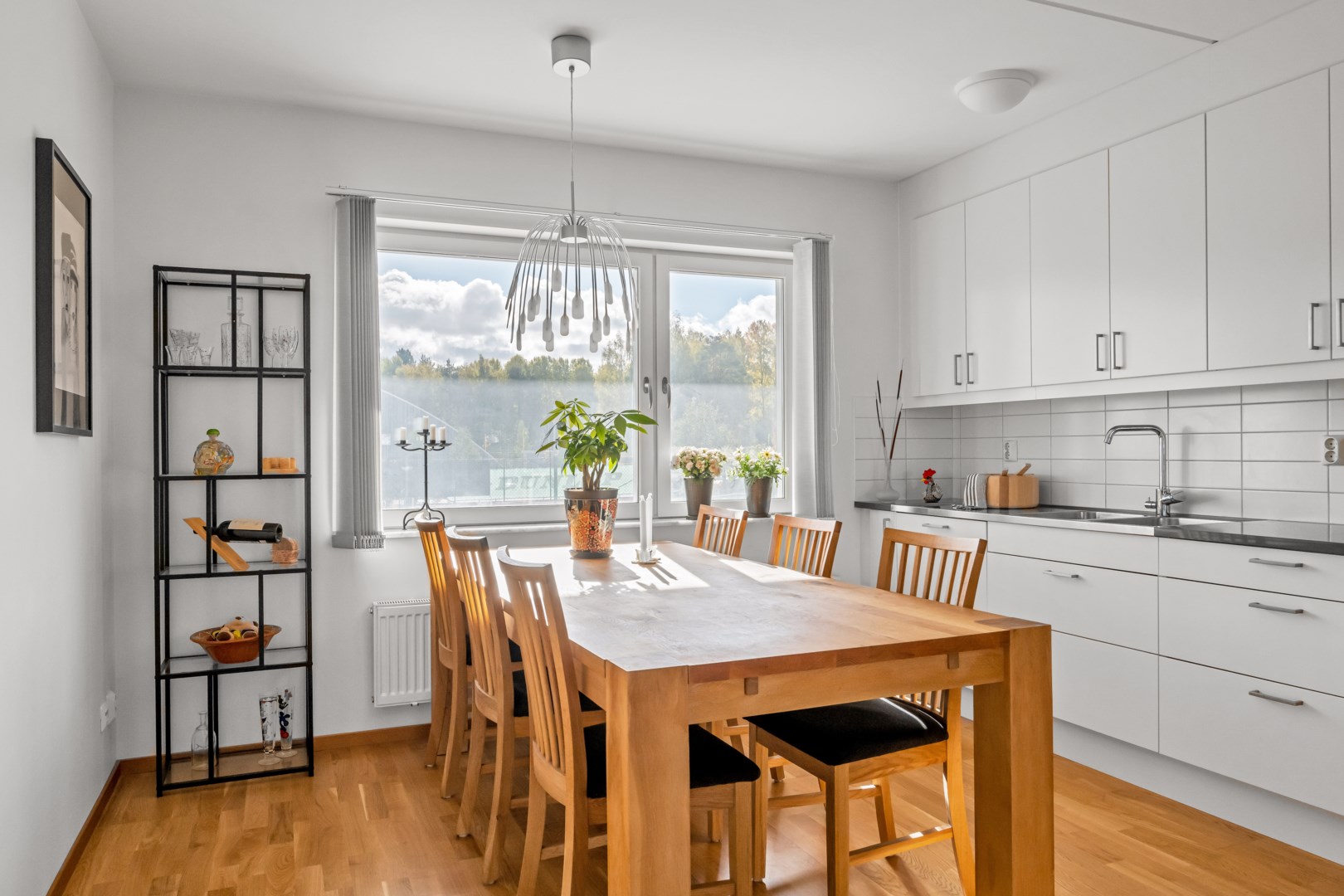 Bostadsbild från Torgny Segerstedts allé 22, Såld i Rosendal, Uppsala