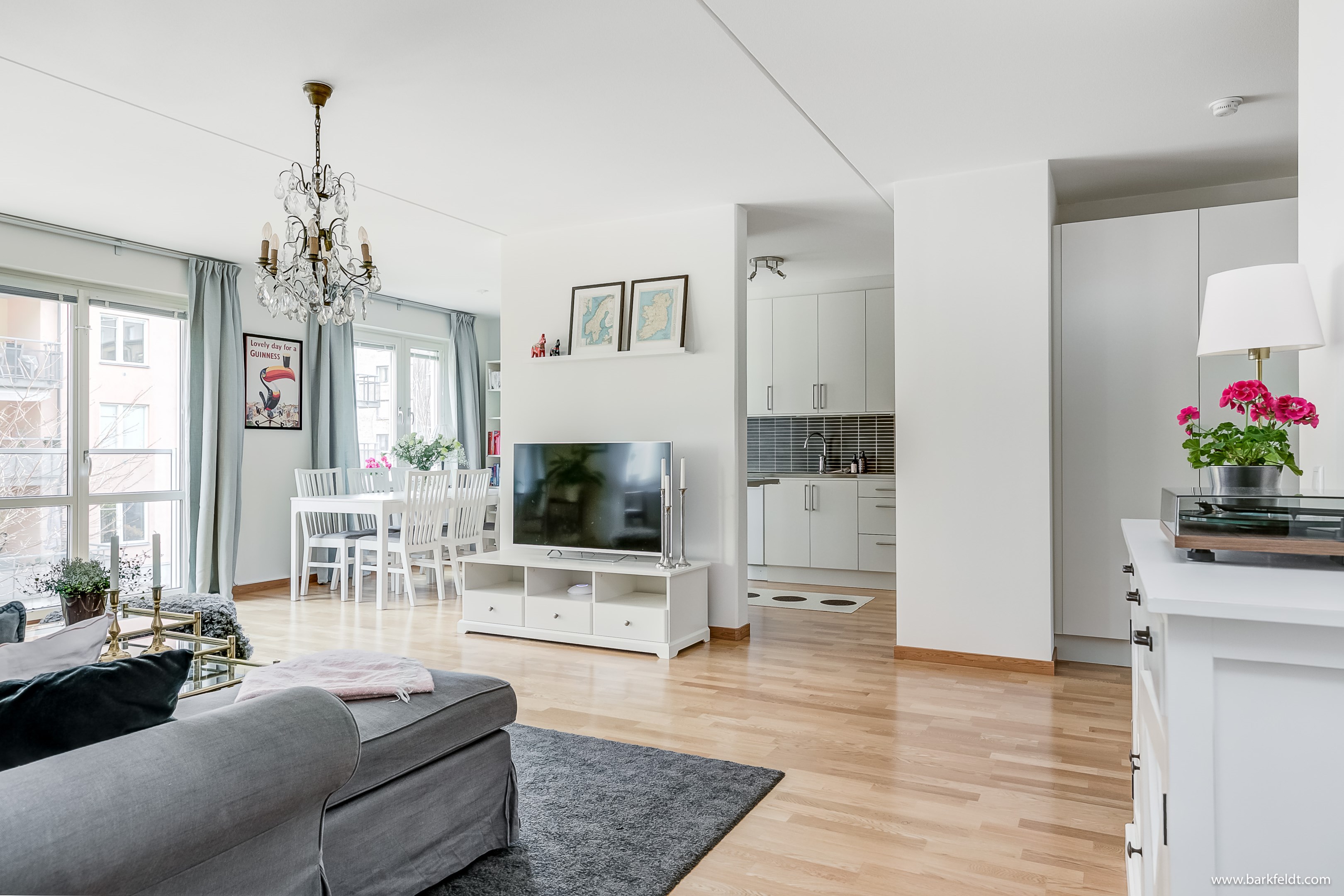 Bostadsbild från Tullgarnsgatan 21, Såld i Kungsängen, Uppsala