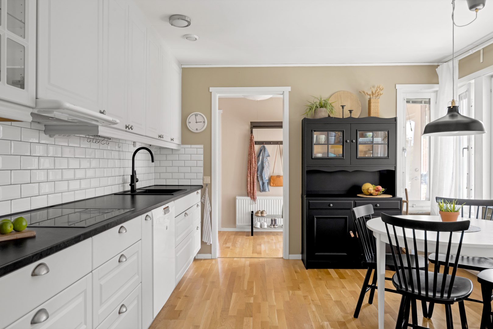 Bostadsbild från Ramsjövägen 184, Såld i Björklinge, Uppsala