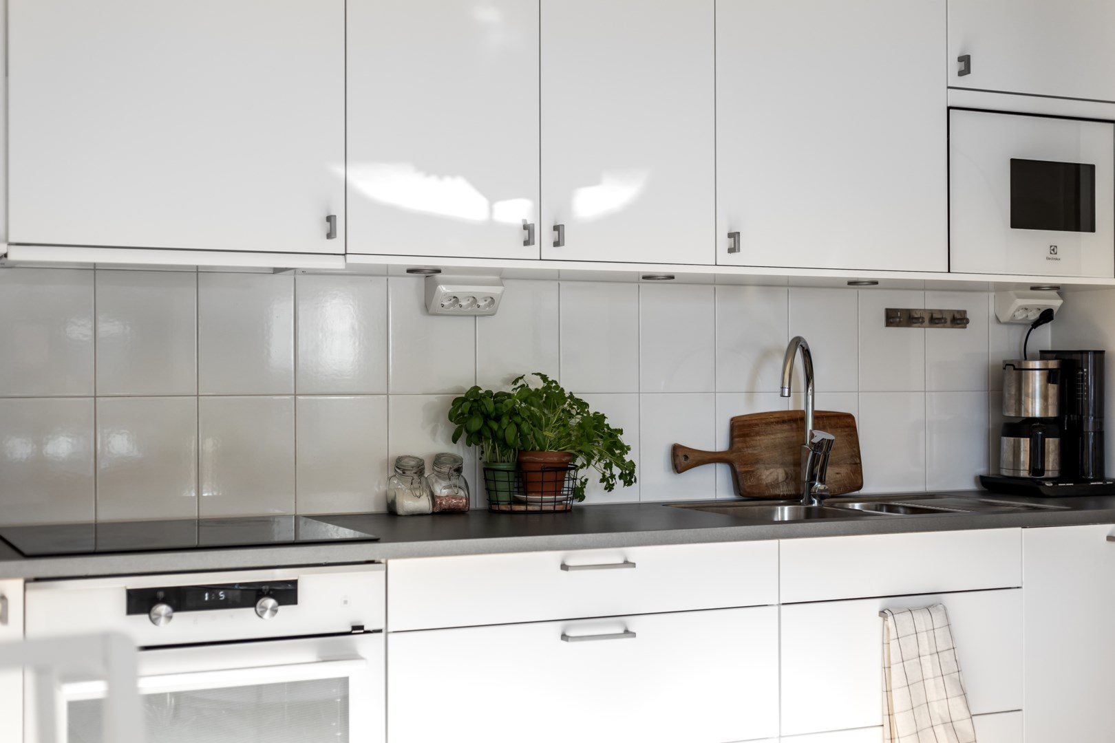 Bostadsbild från Tollareslingan 20, 9 tr, Såld i Tollare, Nacka