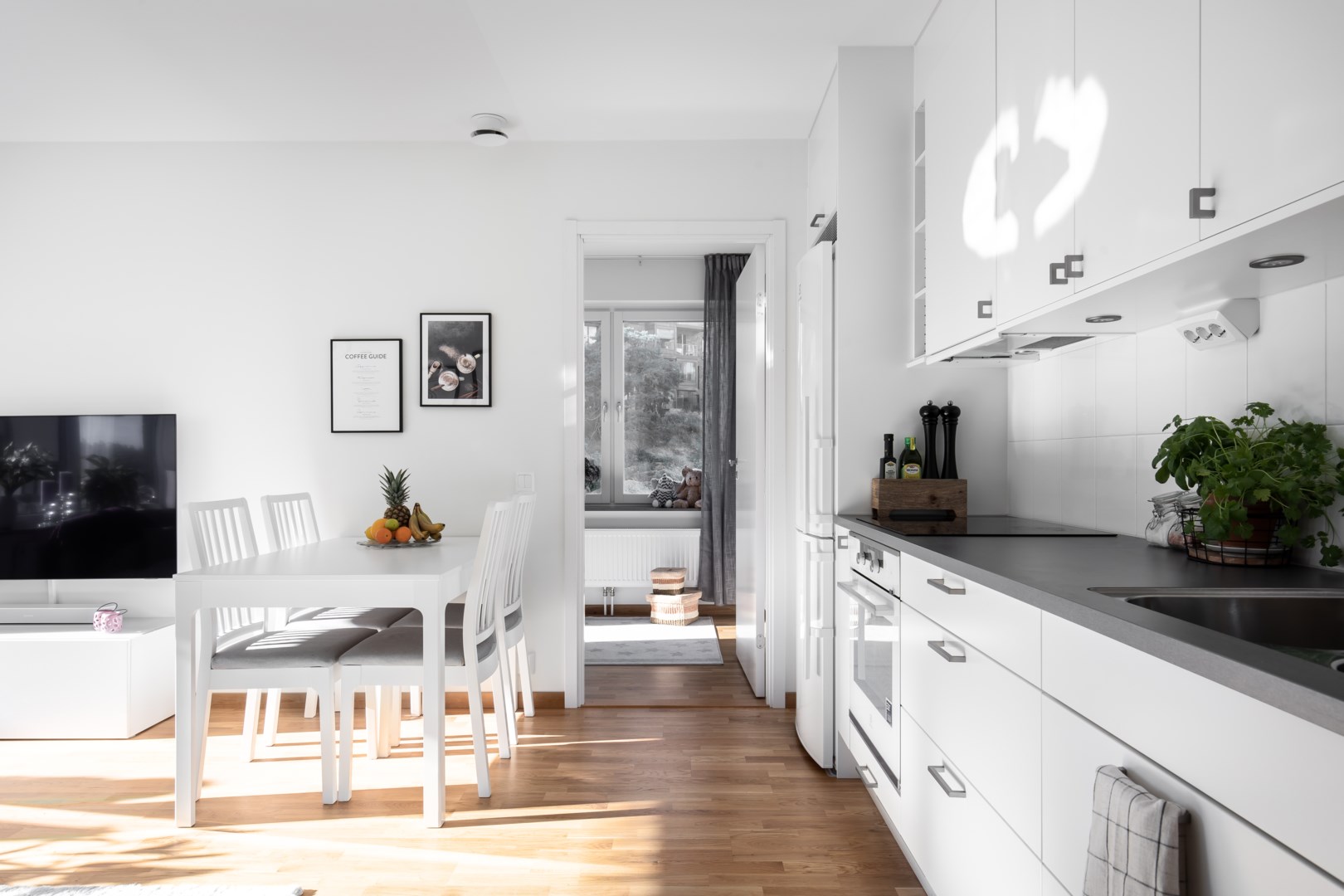 Bostadsbild från Tollareslingan 20, 9 tr, Såld i Tollare, Nacka