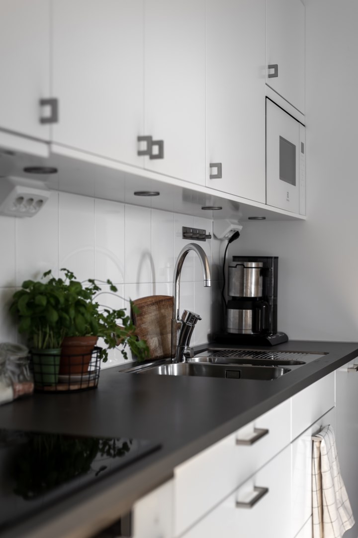 Bostadsbild från Tollareslingan 20, 9 tr, Såld i Tollare, Nacka