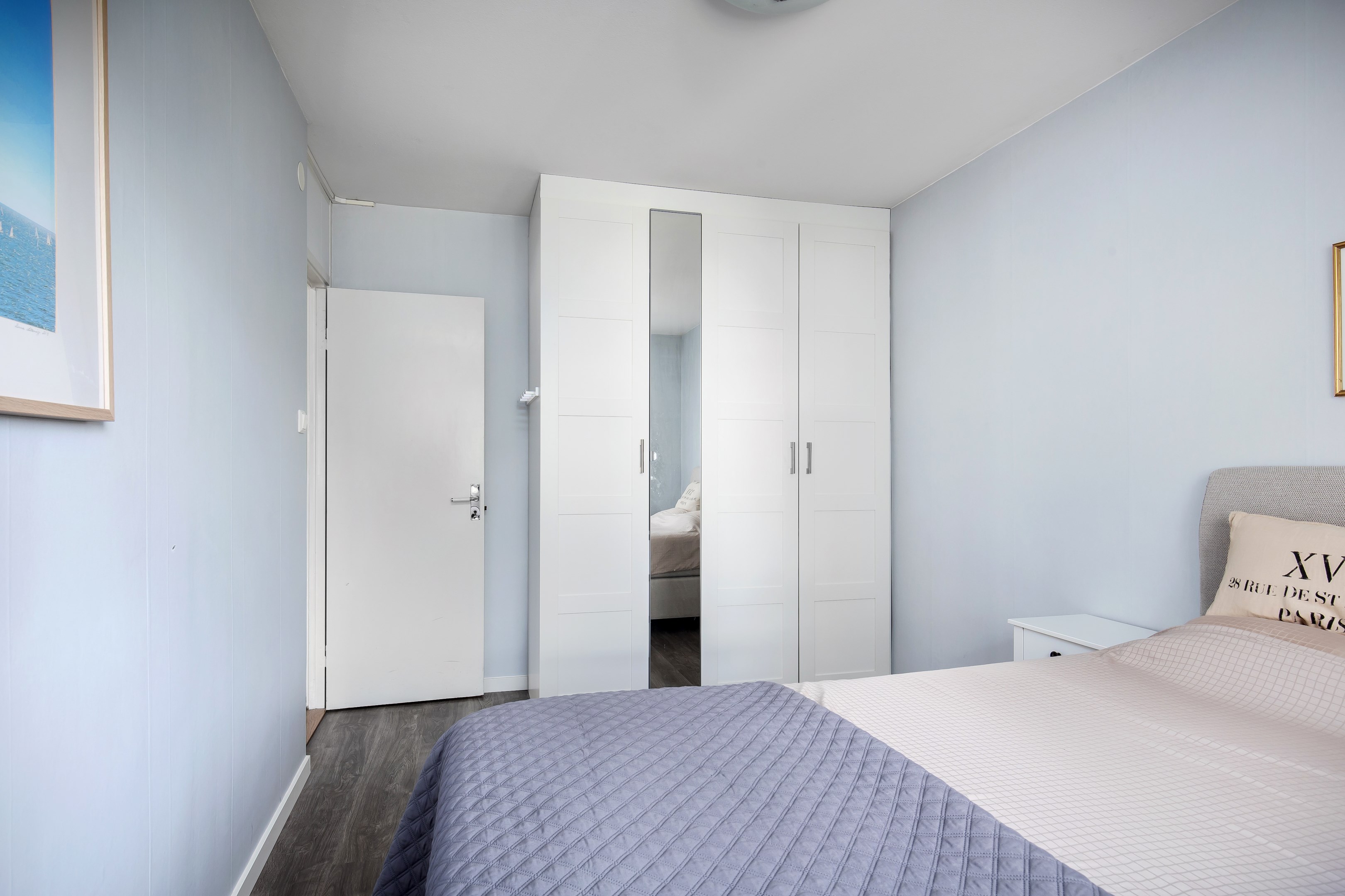 Bostadsbild från Ullerudsbacken 65, Såld i Farsta, Stockholm