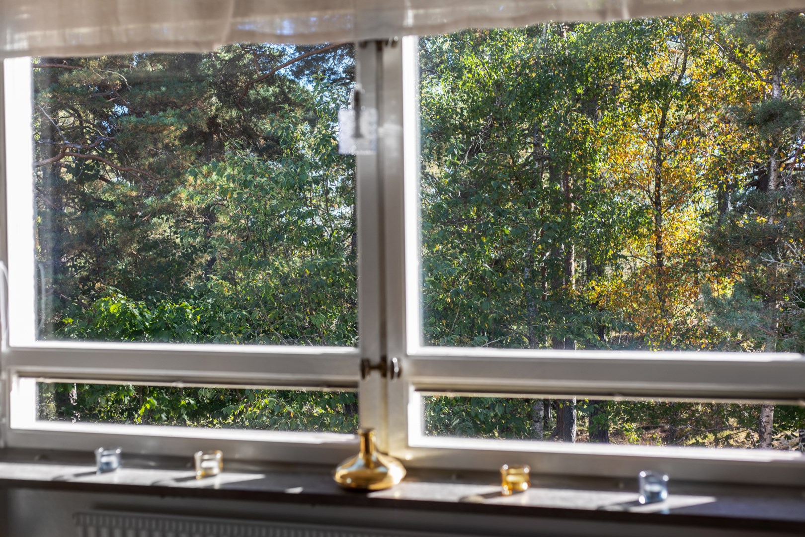 Bostadsbild från Ullerudsbacken 65, Såld i Farsta, Stockholm