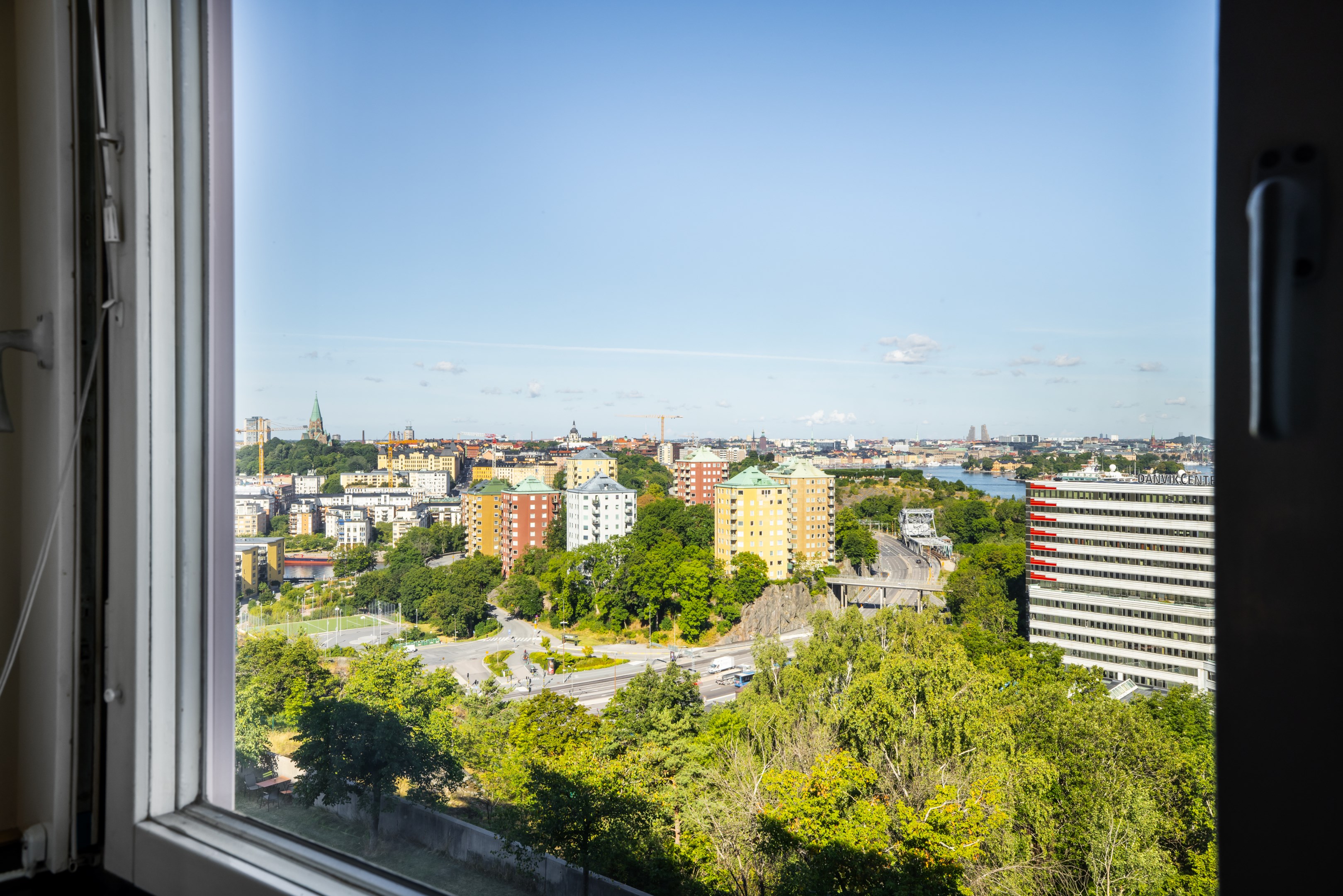 Bostadsbild från Henriksdalsringen 41, Såld i Henriksdalsberget, Nacka