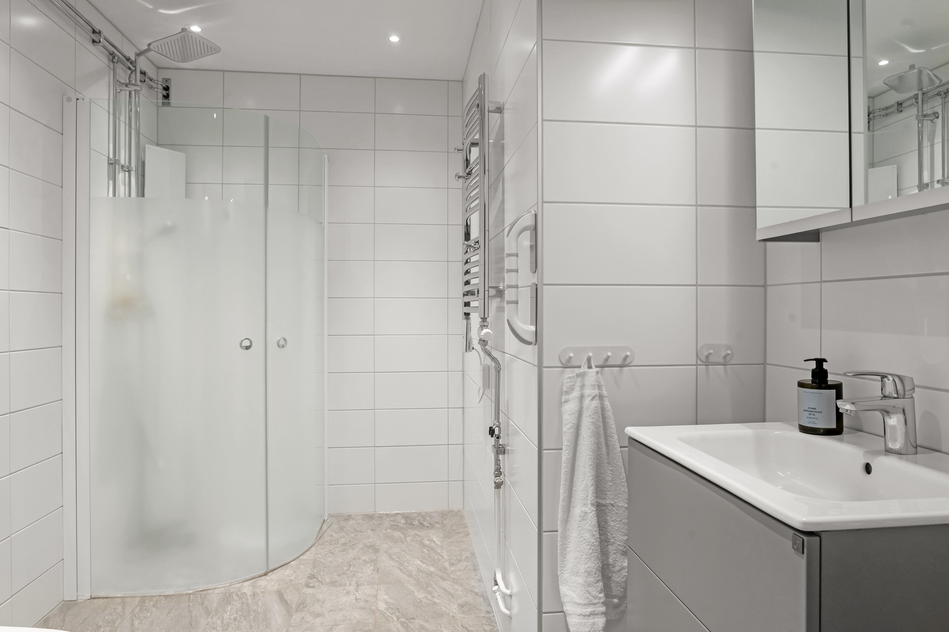 Bostadsbild från Fyrislundsgatan 36, Såld i Årsta, Uppsala