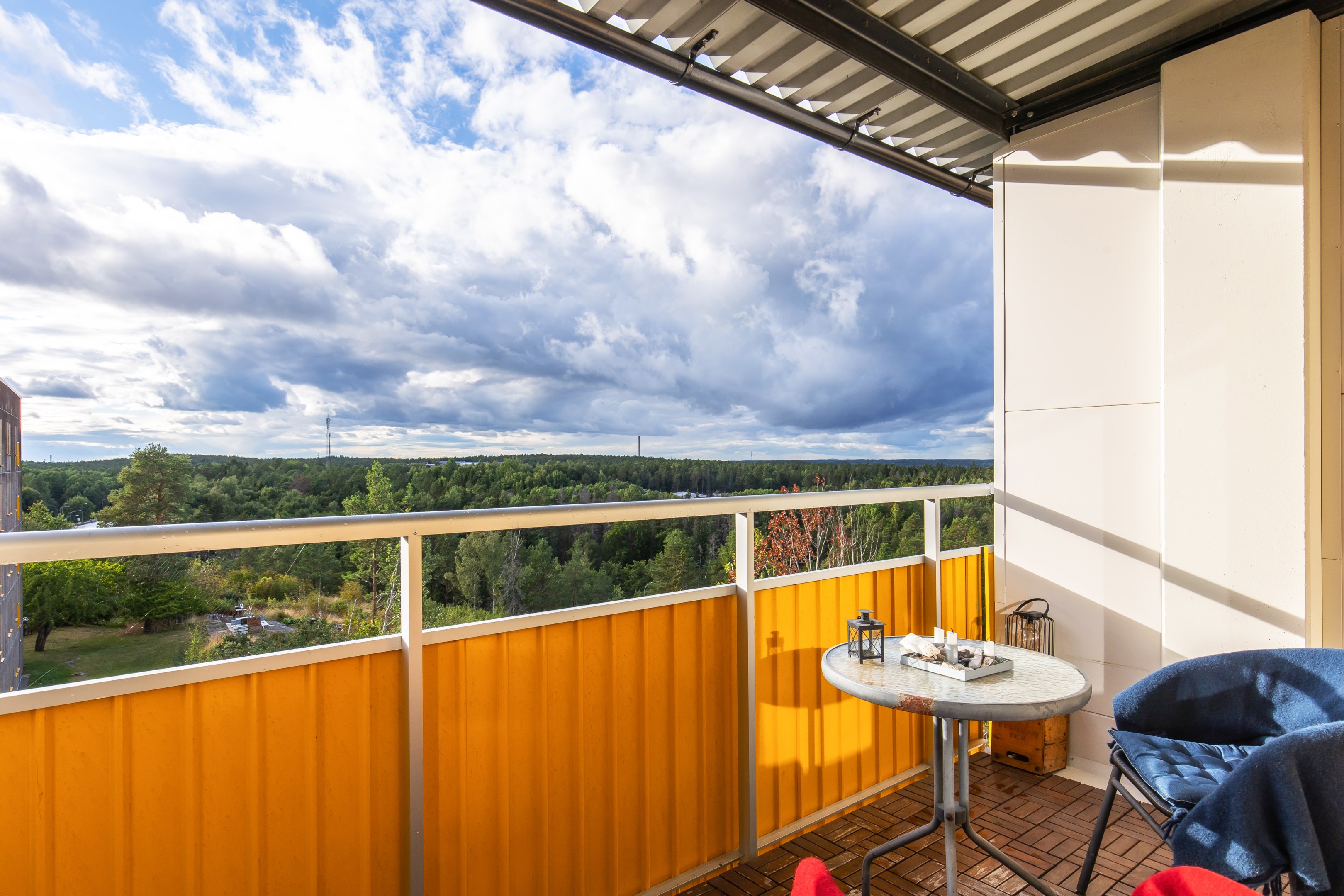 Bostadsbild från Skarpövägen 49, Såld i Västra Orminge, Nacka