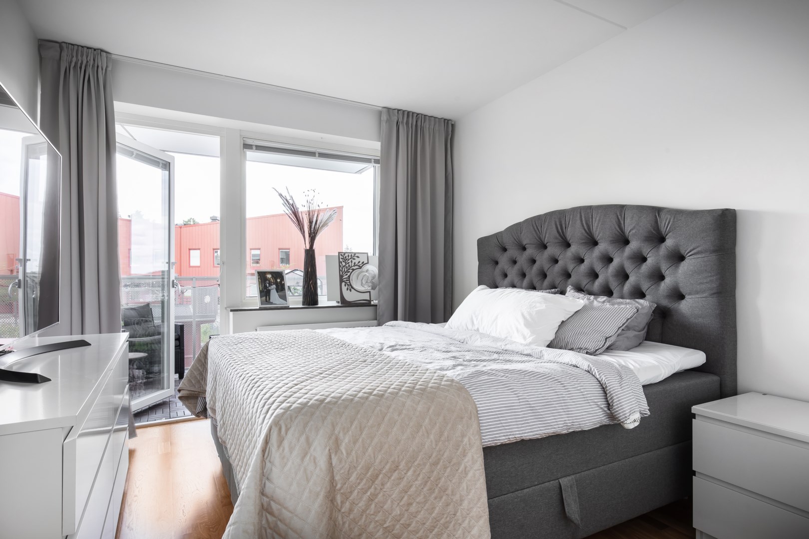 Bostadsbild från Hedenströms väg 15, 1 tr, Såld i Tollare, Nacka