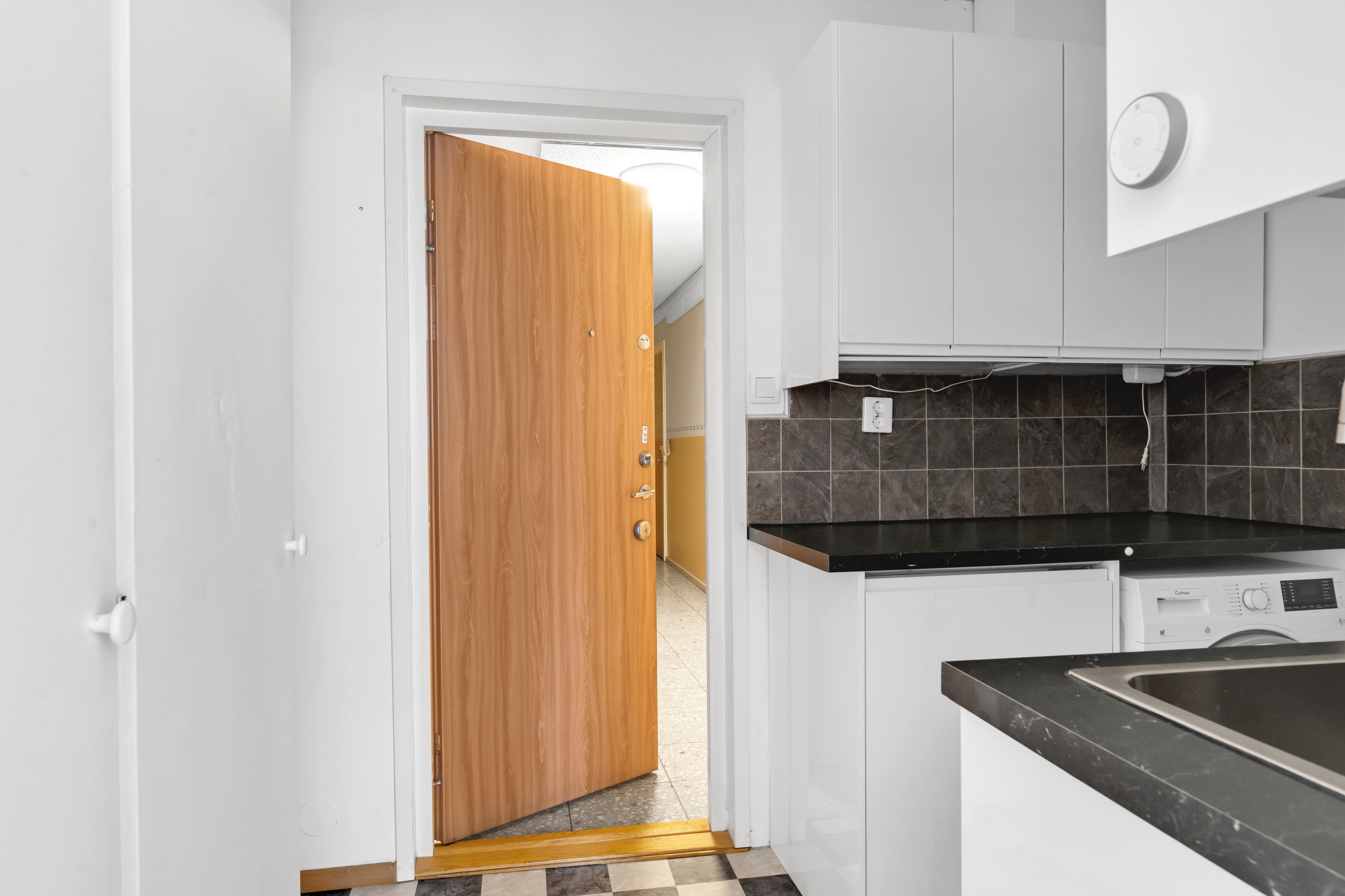 Bostadsbild från Fyrislundsgatan 56, Såld i Årsta, Uppsala