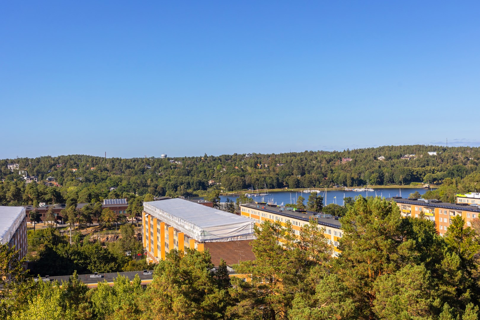 Bostadsbild från Fidravägen 35, 4 av 4 tr, Såld i Saltsjöbaden, Nacka