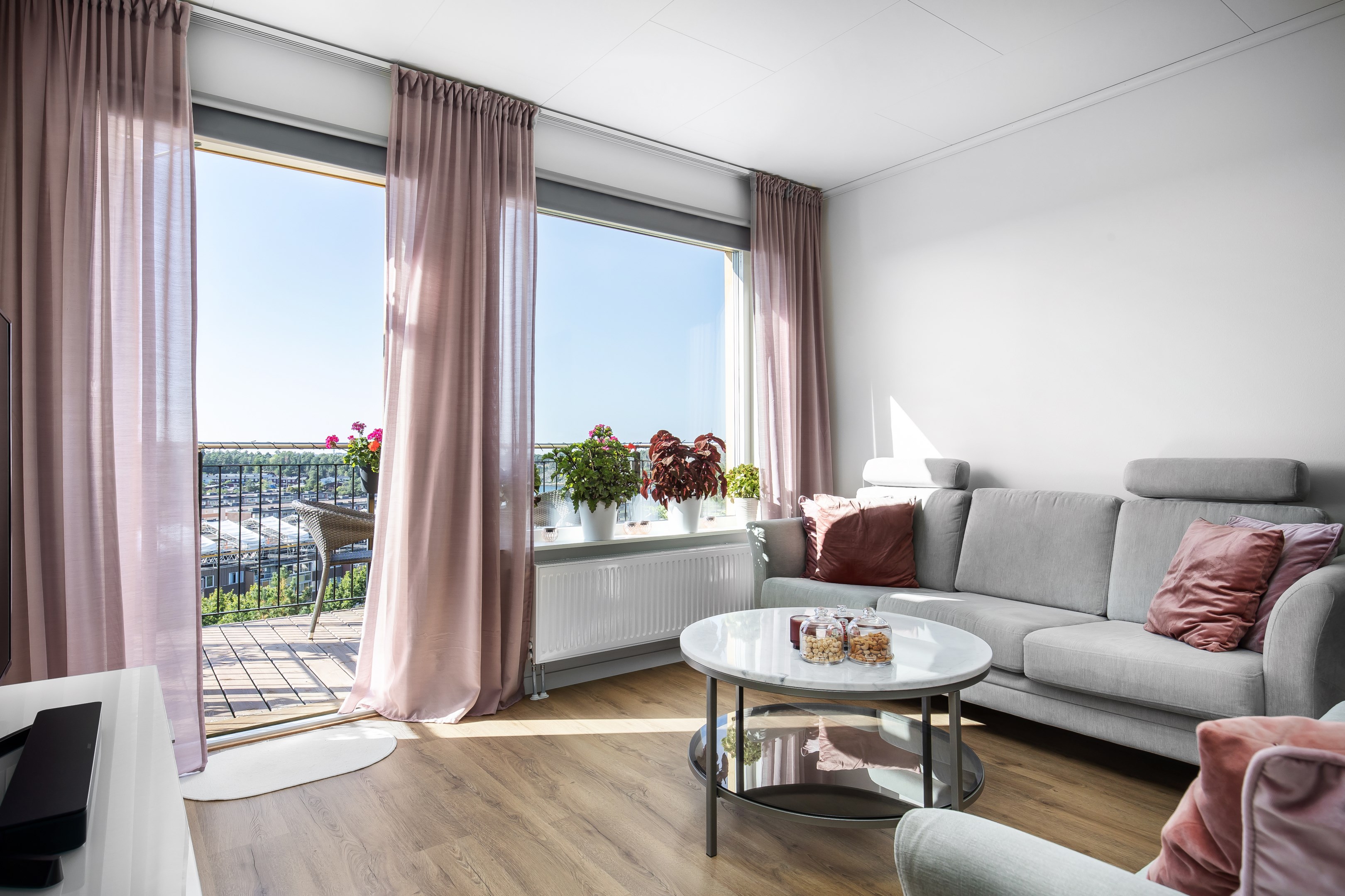 Bostadsbild från Fidravägen 35, 4 av 4 tr, Såld i Saltsjöbaden, Nacka