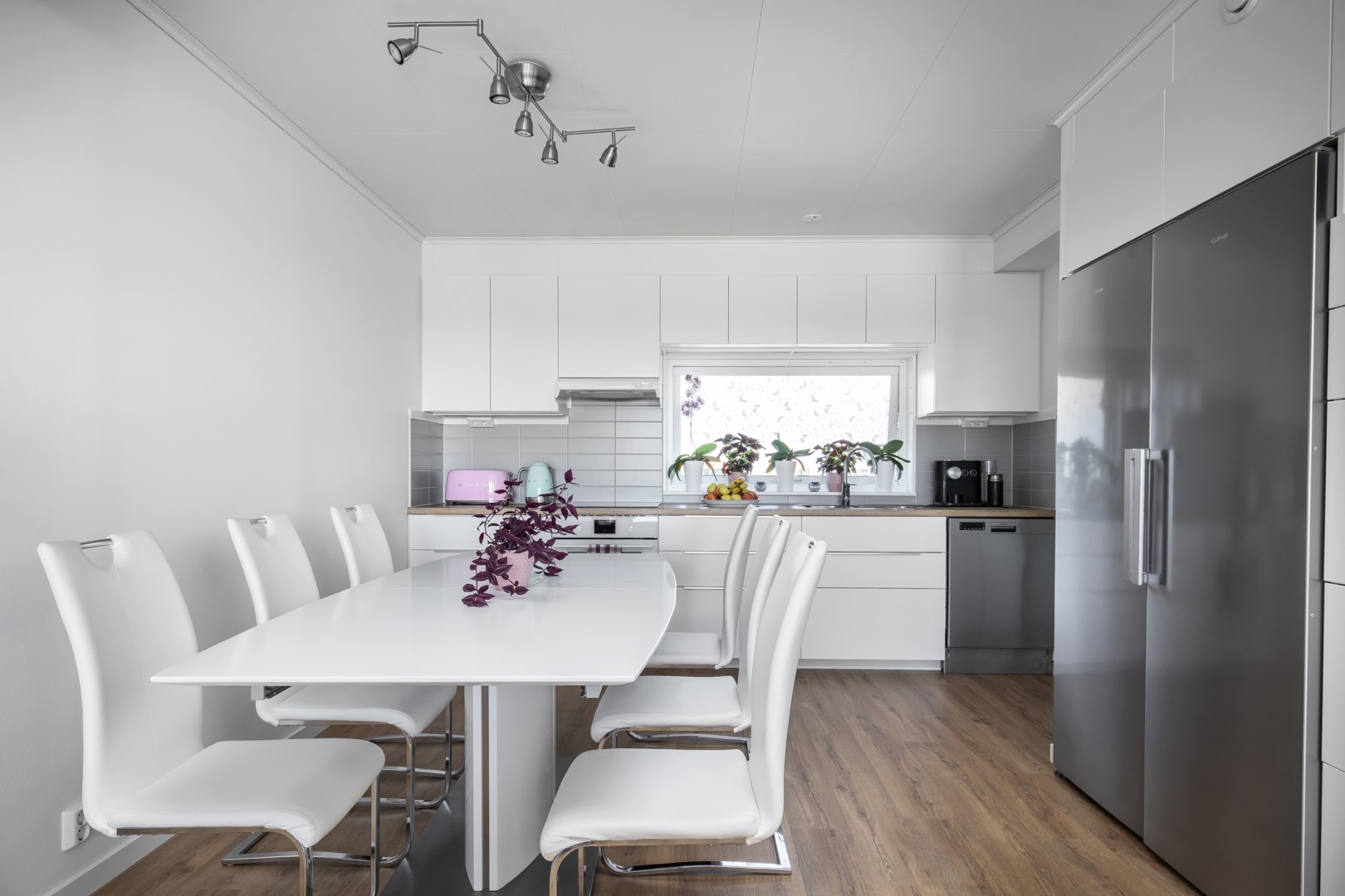 Bostadsbild från Fidravägen 35, 4 av 4 tr, Såld i Saltsjöbaden, Nacka