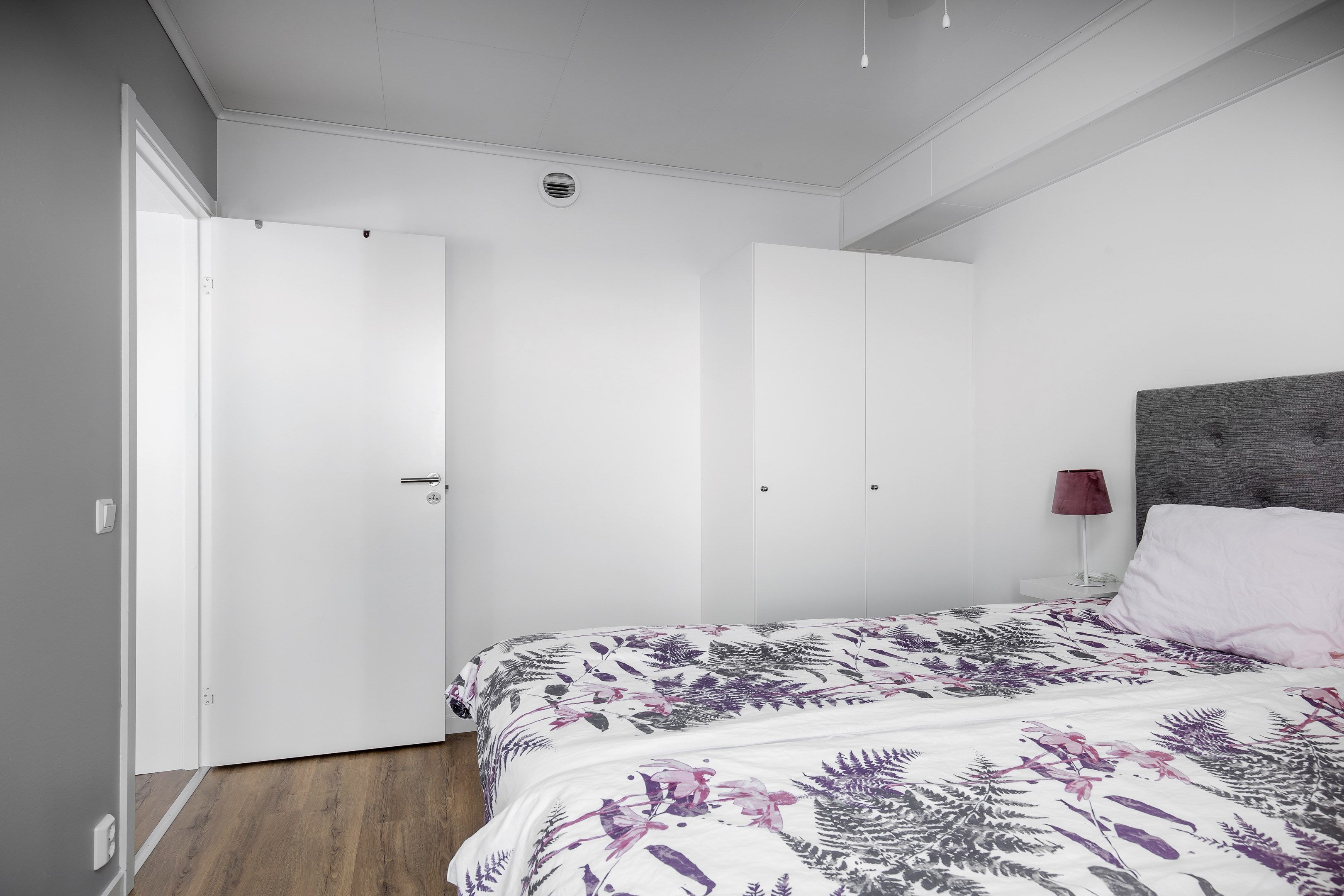 Bostadsbild från Fidravägen 35, 4 av 4 tr, Såld i Saltsjöbaden, Nacka