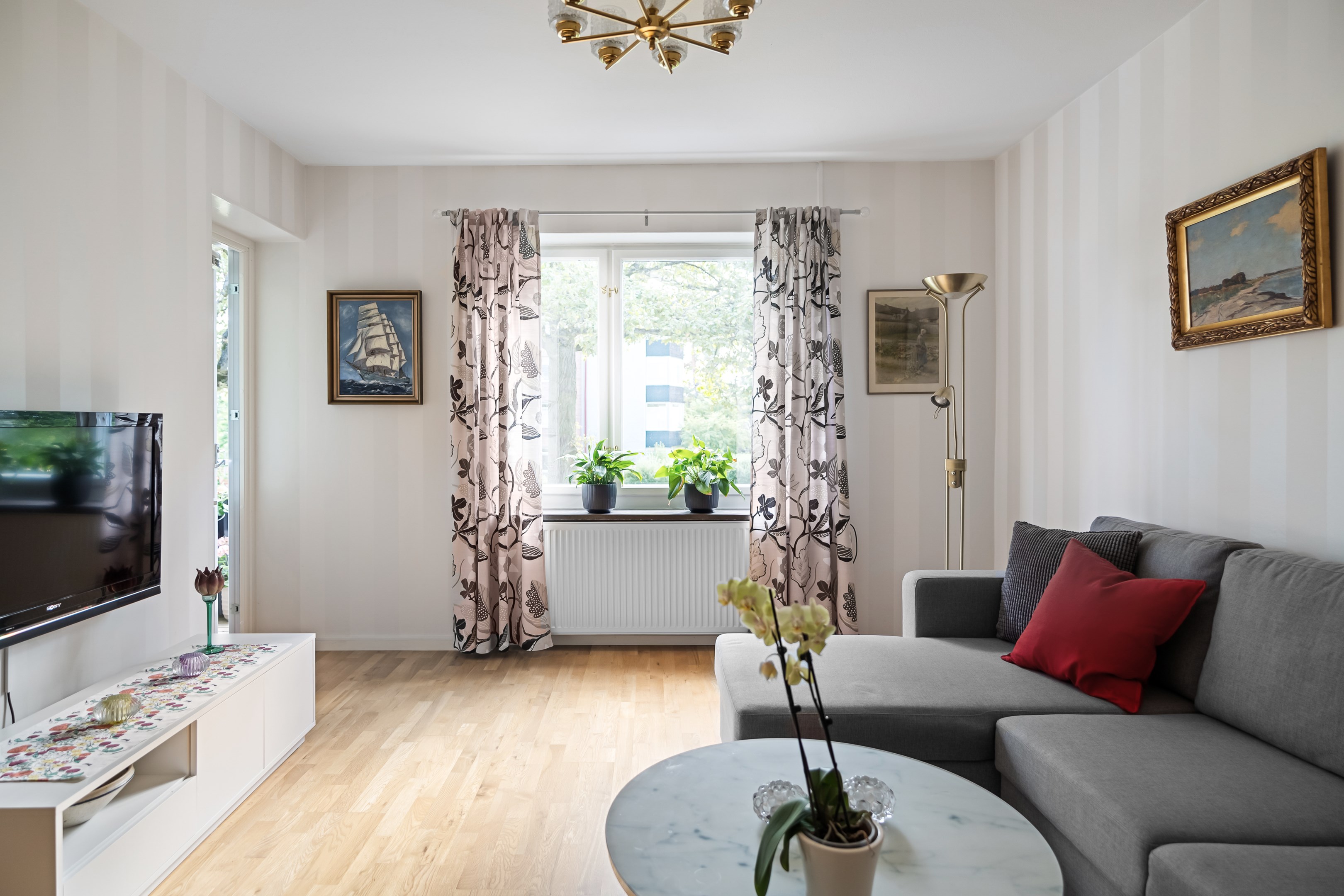 Bostadsbild från Ugglevägen 27B, Såld i Saltängen, Nacka