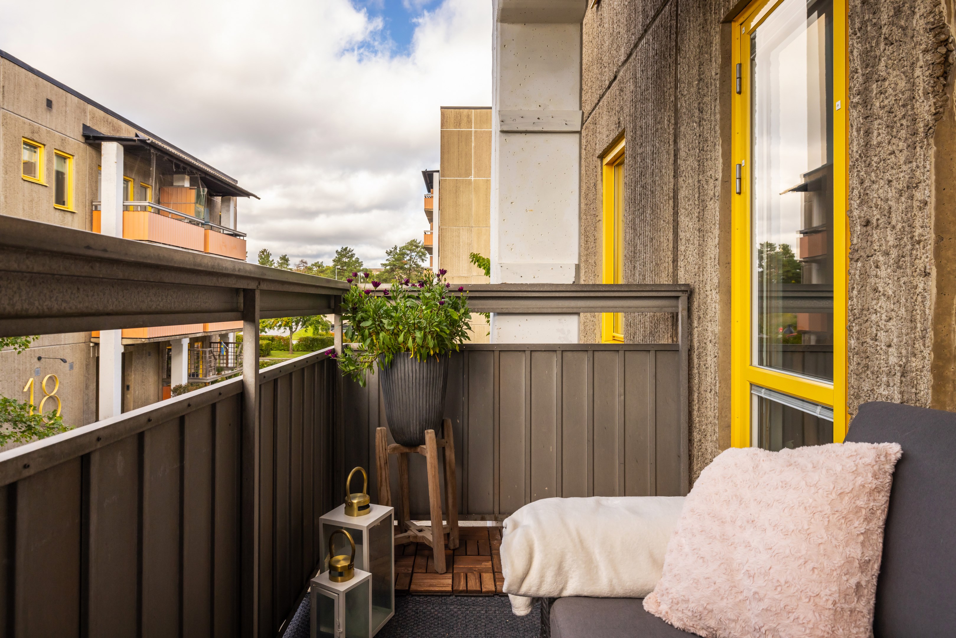 Bostadsbild från Ornövägen 16, 1 tr, Såld i Västra Orminge, Nacka