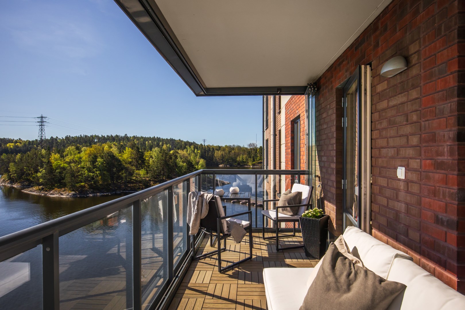 Bostadsbild från Tollare kaj 2, 6 tr, Såld i Tollare, Nacka