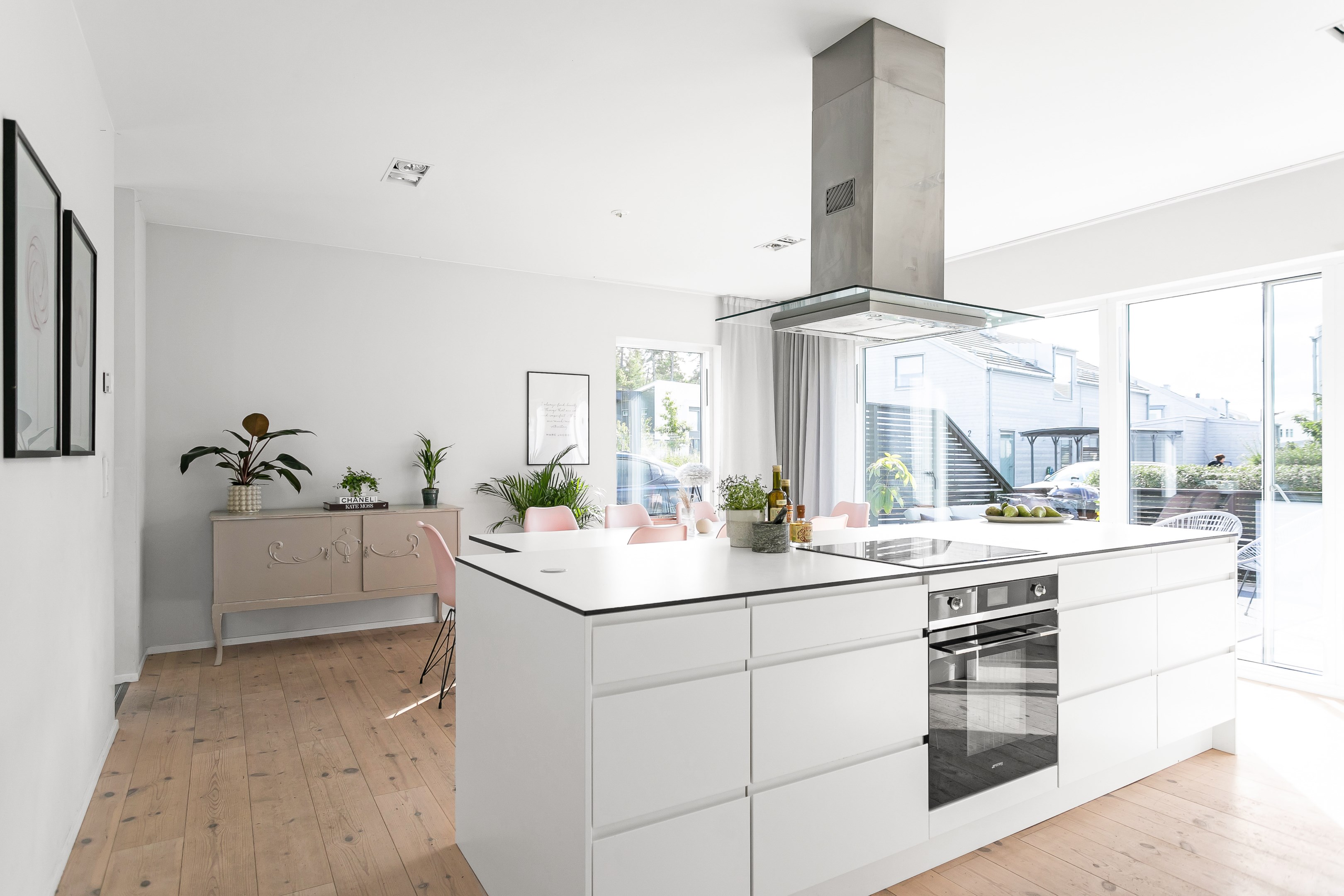 Bostadsbild från Backstuguvägen 3, Såld i Lindbacken, Uppsala