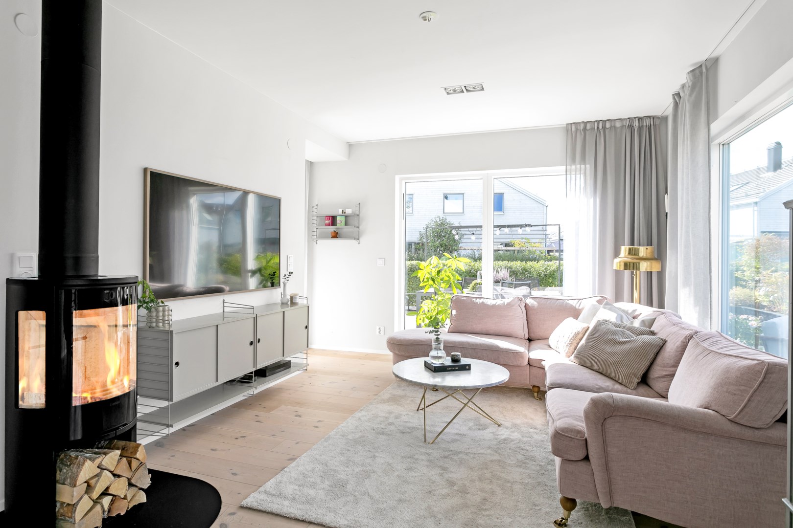 Bostadsbild från Backstuguvägen 3, Såld i Lindbacken, Uppsala