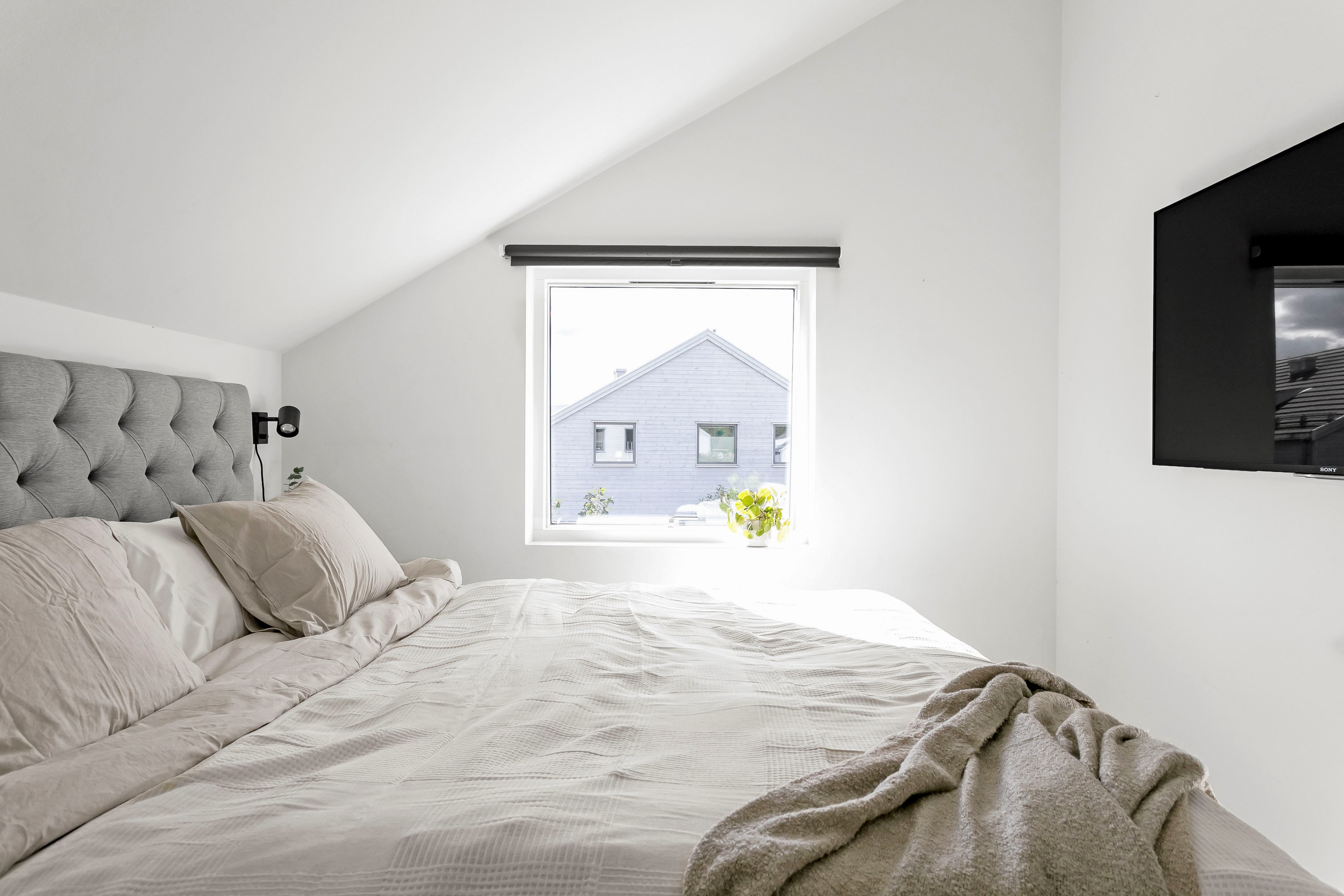 Bostadsbild från Backstuguvägen 3, Såld i Lindbacken, Uppsala