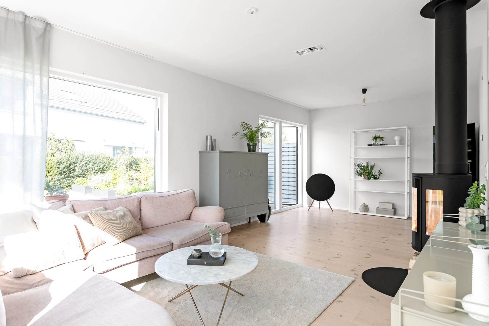 Bostadsbild från Backstuguvägen 3, Såld i Lindbacken, Uppsala