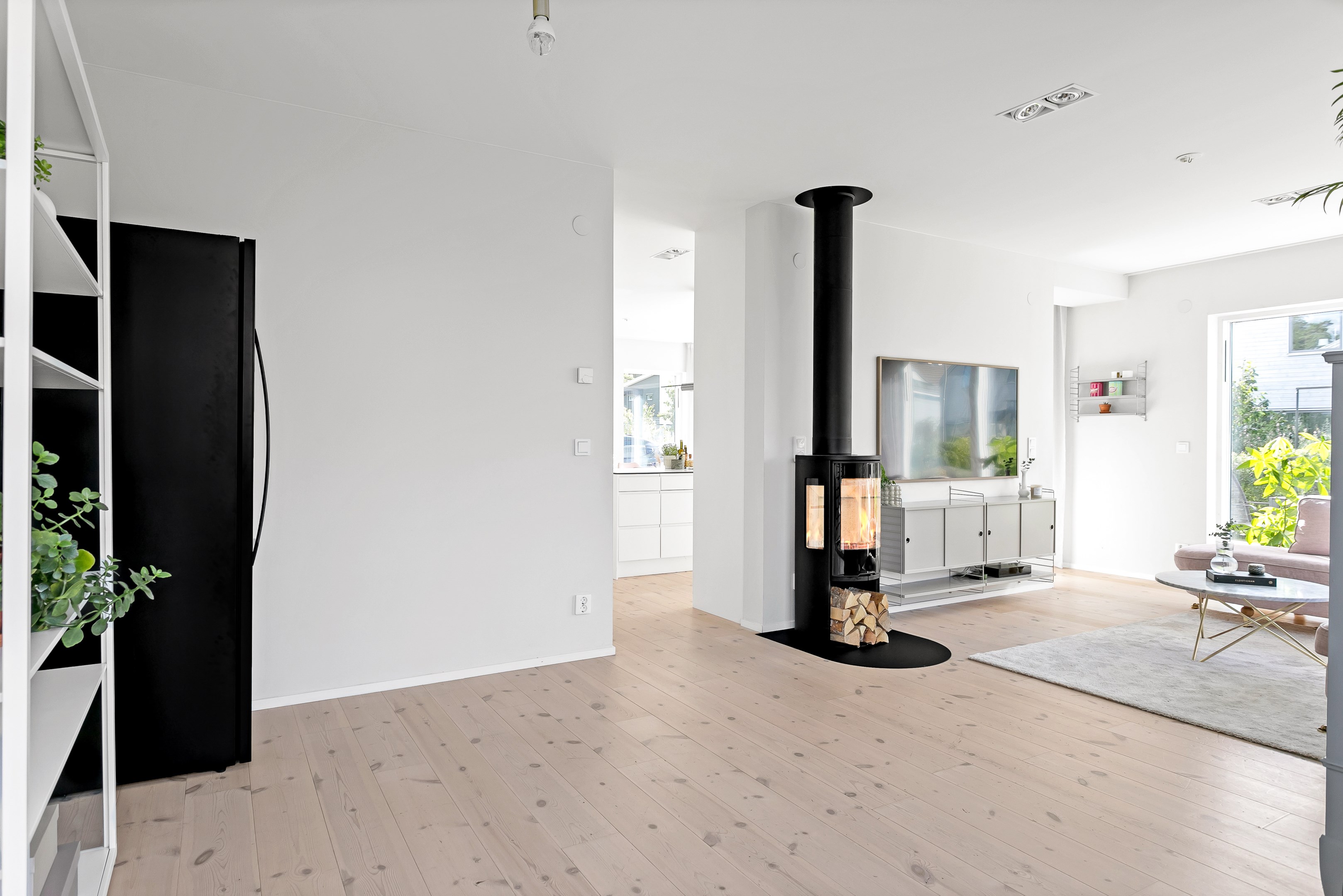 Bostadsbild från Backstuguvägen 3, Såld i Lindbacken, Uppsala