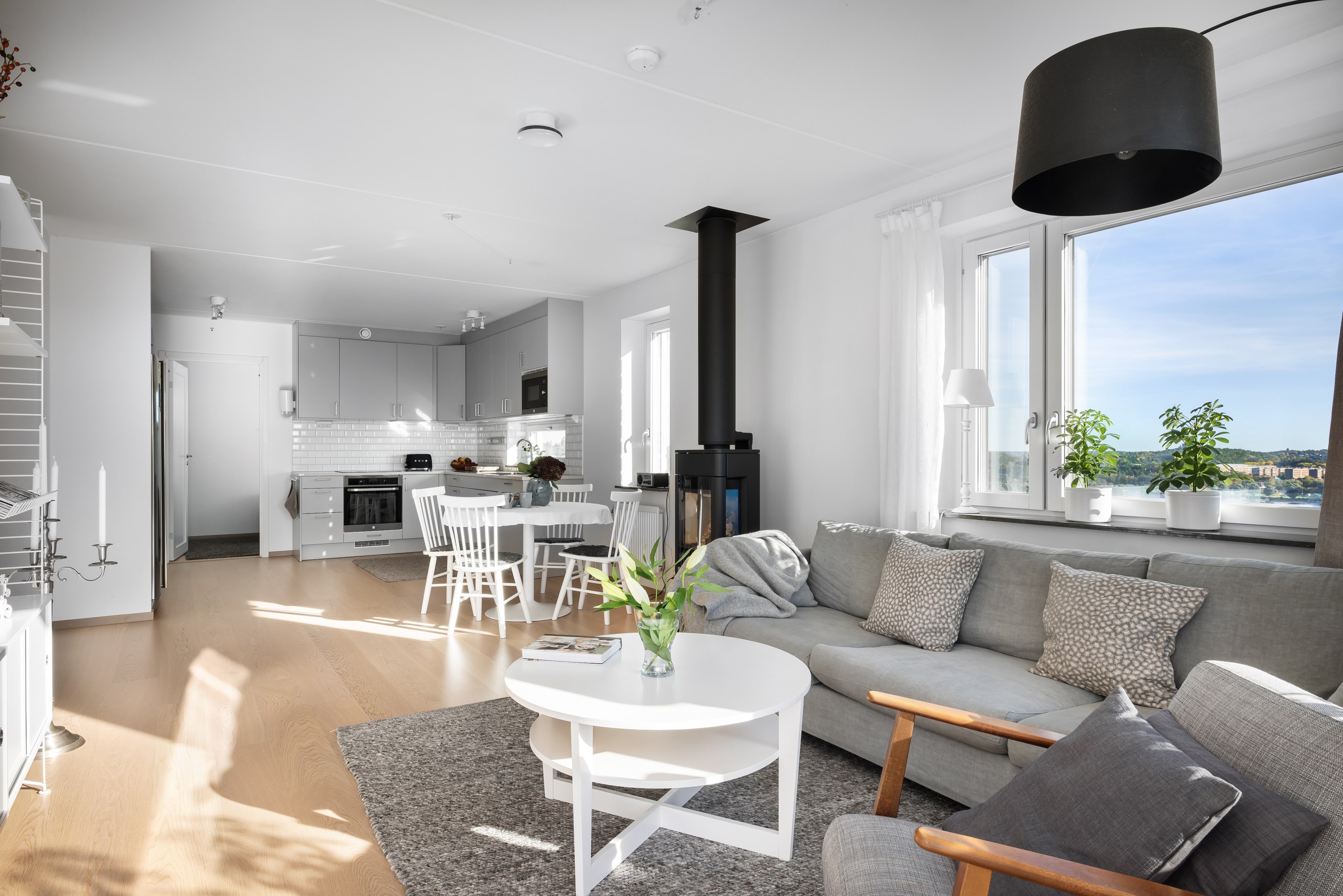 Bostadsbild från Tollarevägen 26, 7 av 7 tr, Såld i Tollare, Nacka